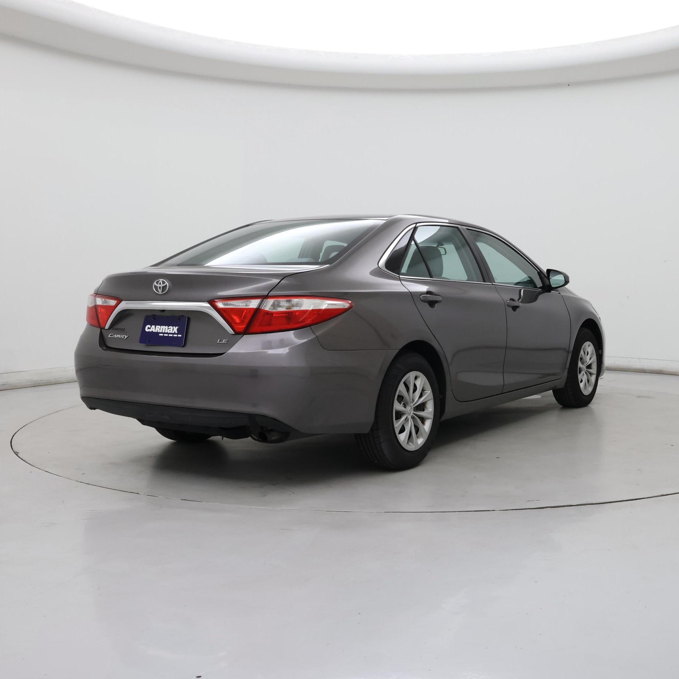Thumbnail: 2017 Toyota Camry - 8