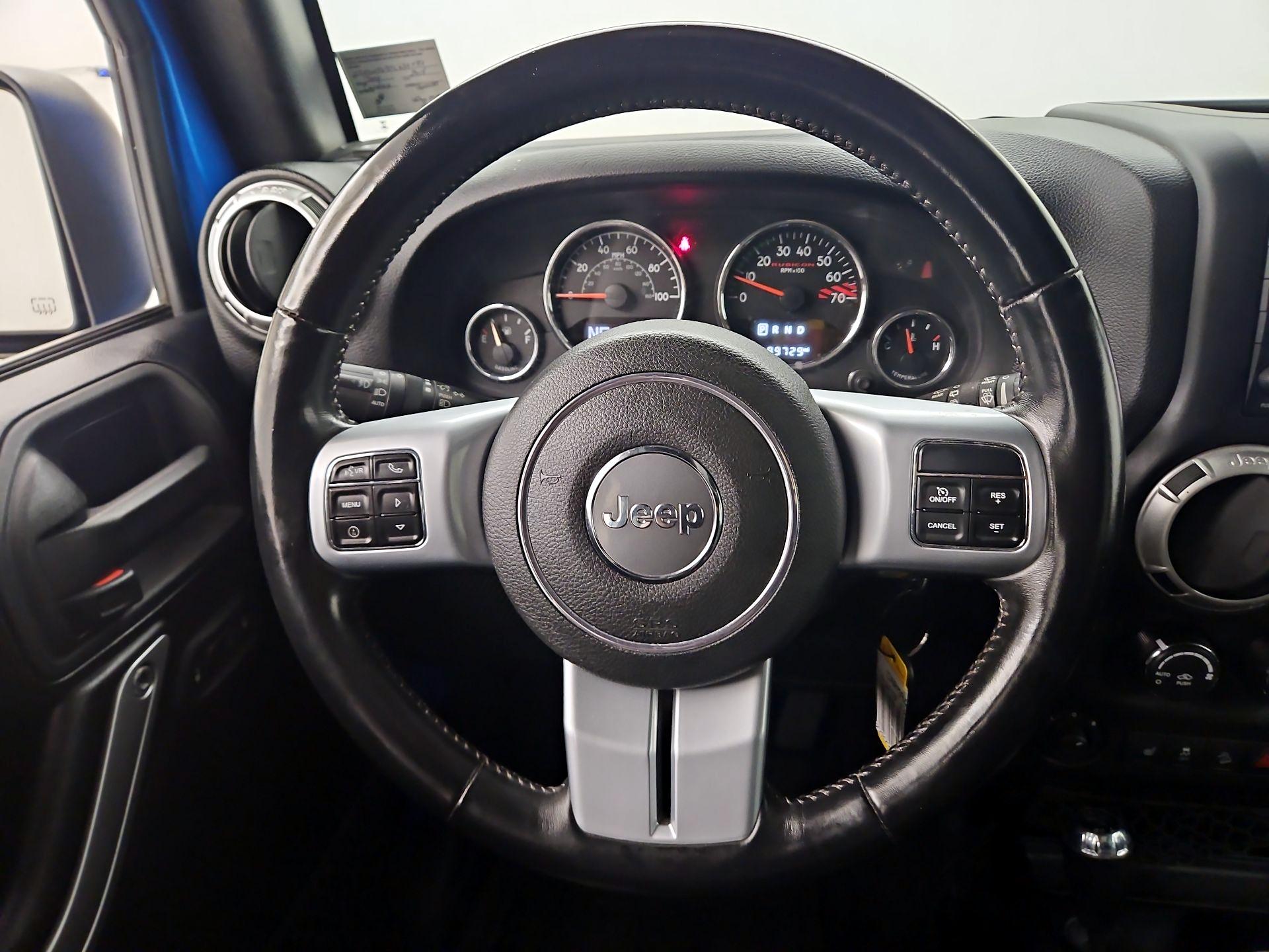 Thumbnail: 2015 Jeep Wrangler - 10