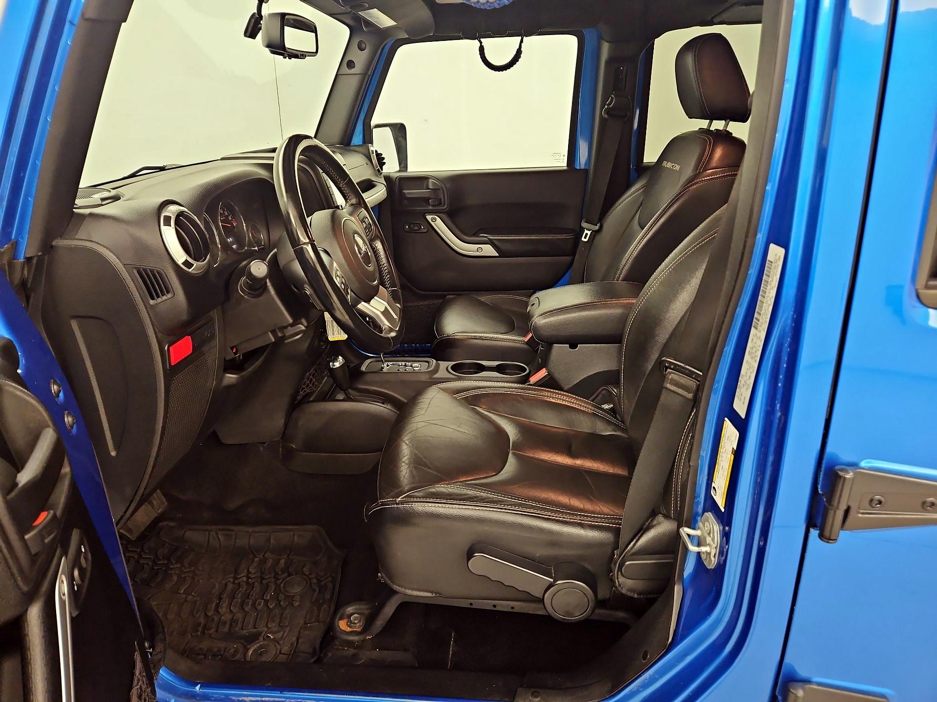 Thumbnail: 2015 Jeep Wrangler - 11