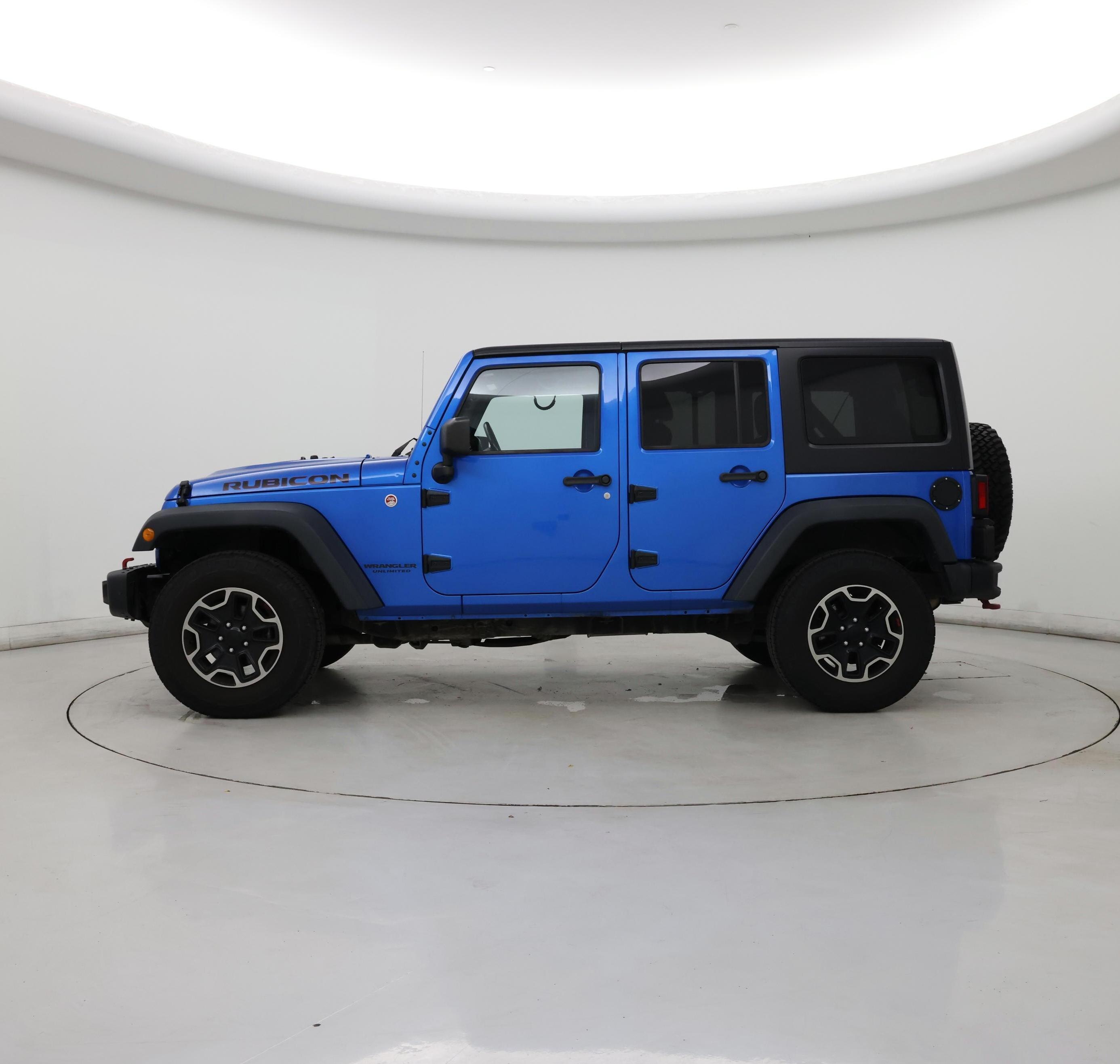 Thumbnail: 2015 Jeep Wrangler - 3