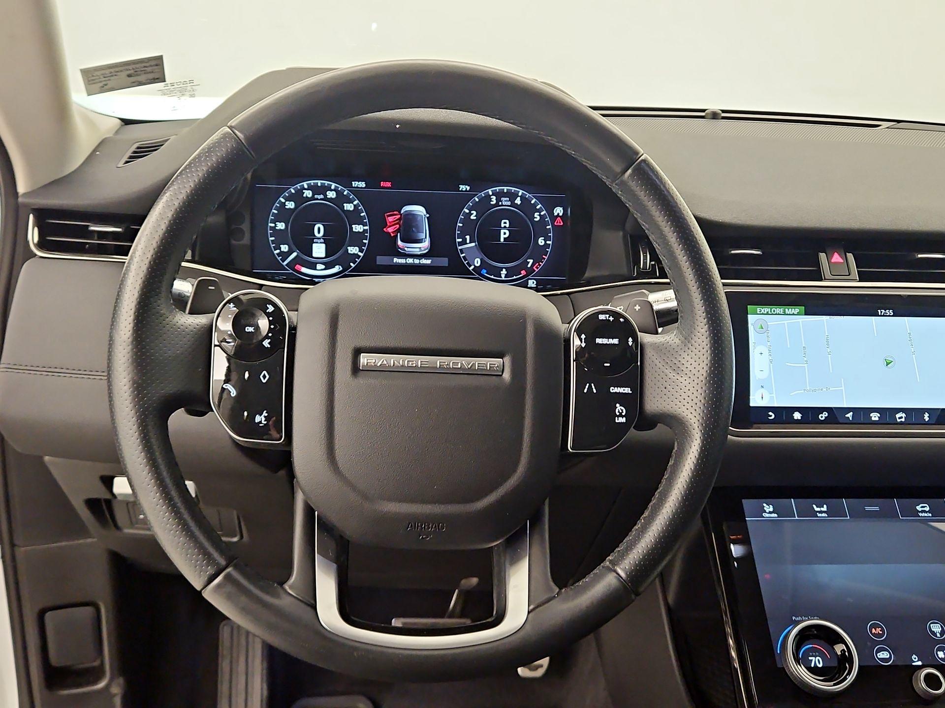 Thumbnail: 2020 Land Rover Range Rover Evoque - 10