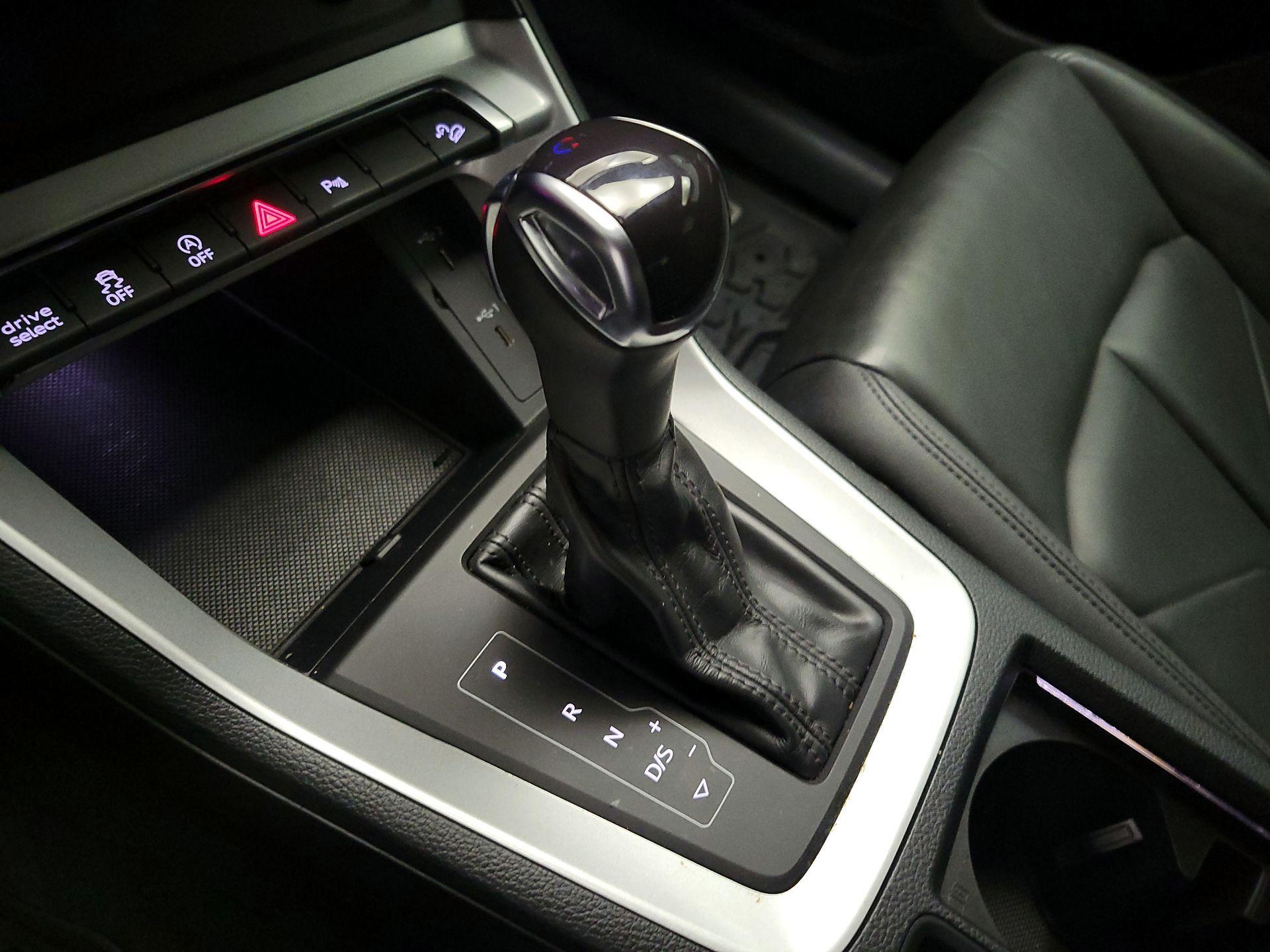 Thumbnail: 2022 Audi Q3 - 17