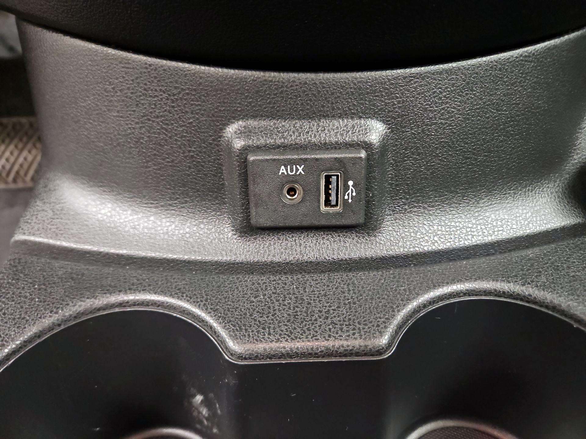Thumbnail: 2018 Nissan Versa - 18