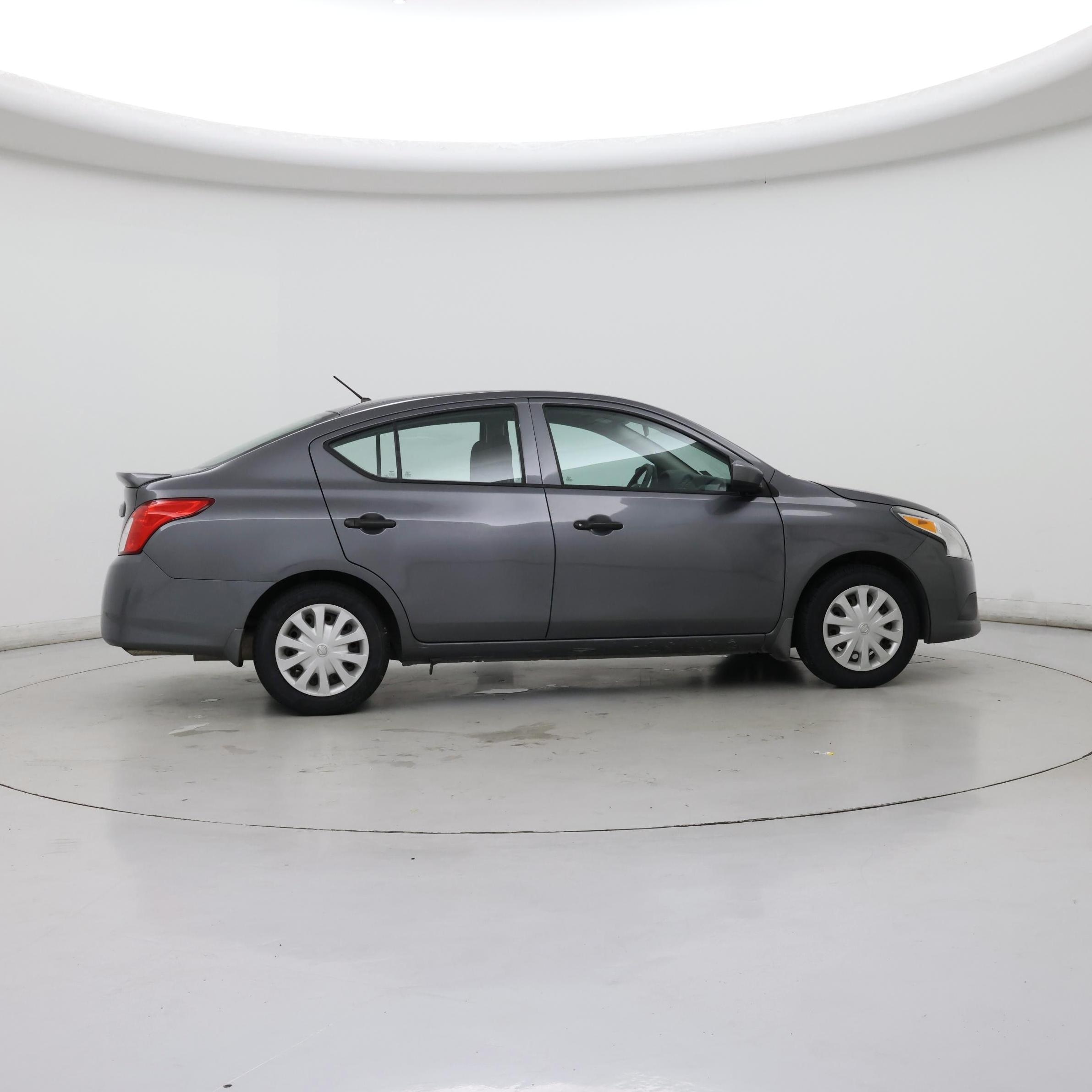 Thumbnail: 2018 Nissan Versa - 7