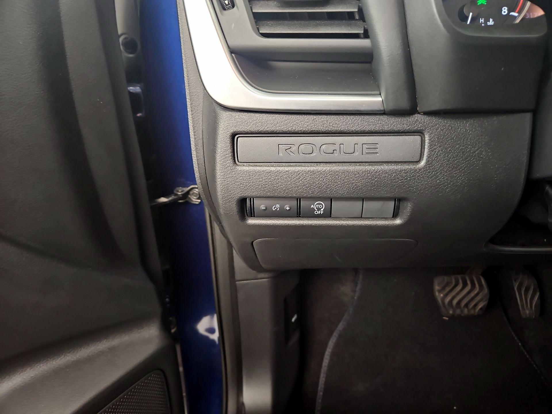 Thumbnail: 2023 Nissan Rogue - 13