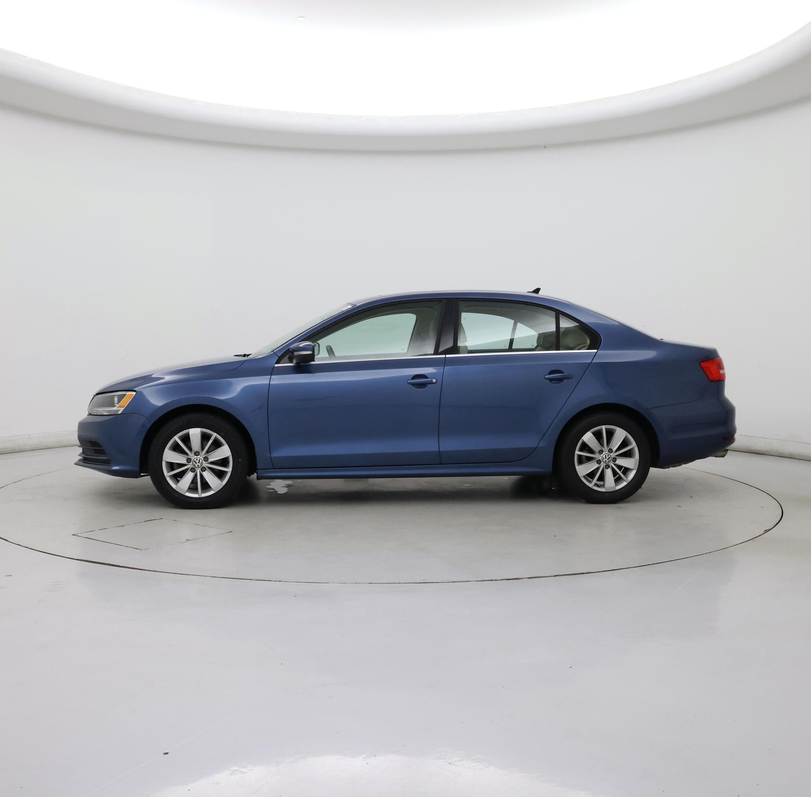 Thumbnail: 2015 Volkswagen Jetta - 3
