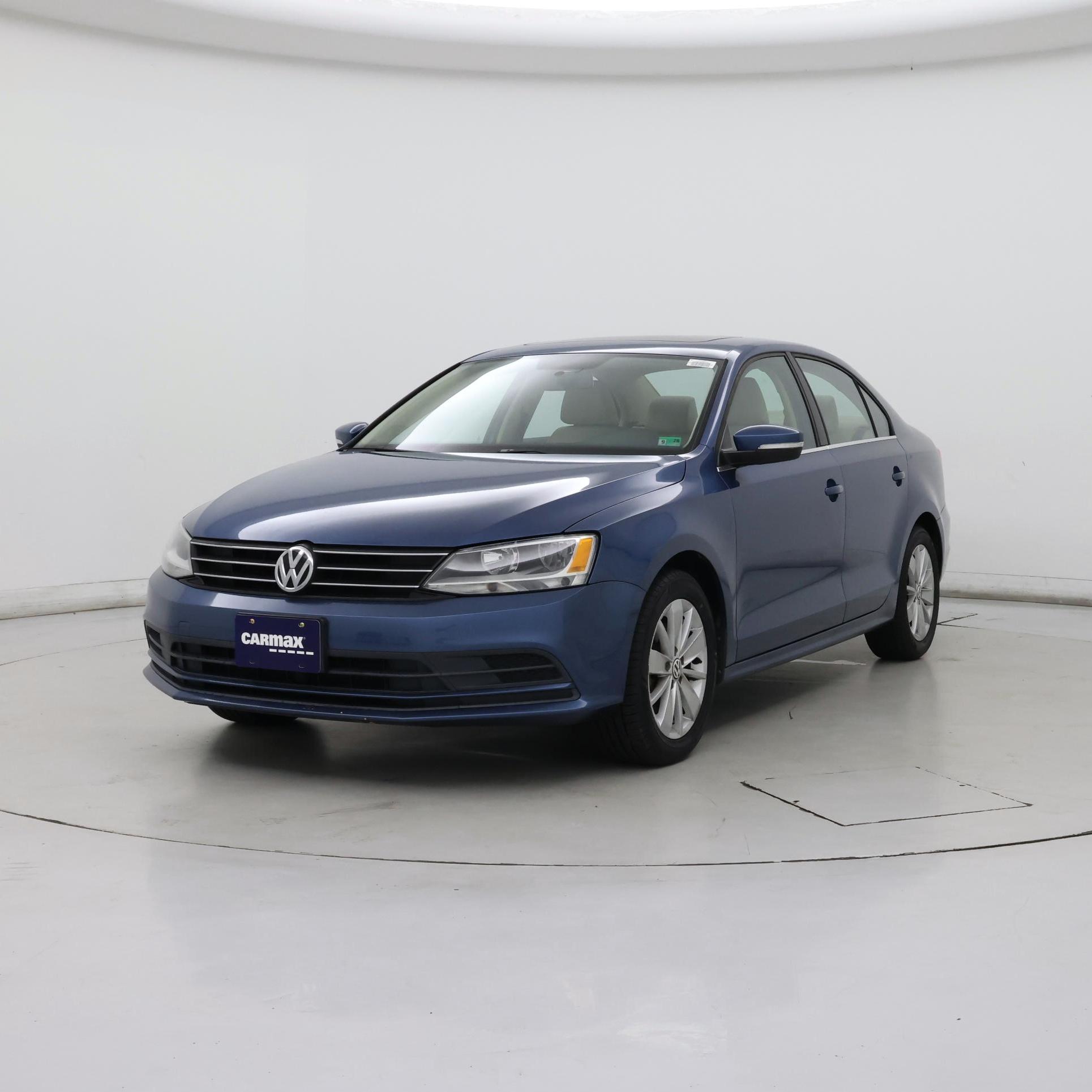 Thumbnail: 2015 Volkswagen Jetta - 4