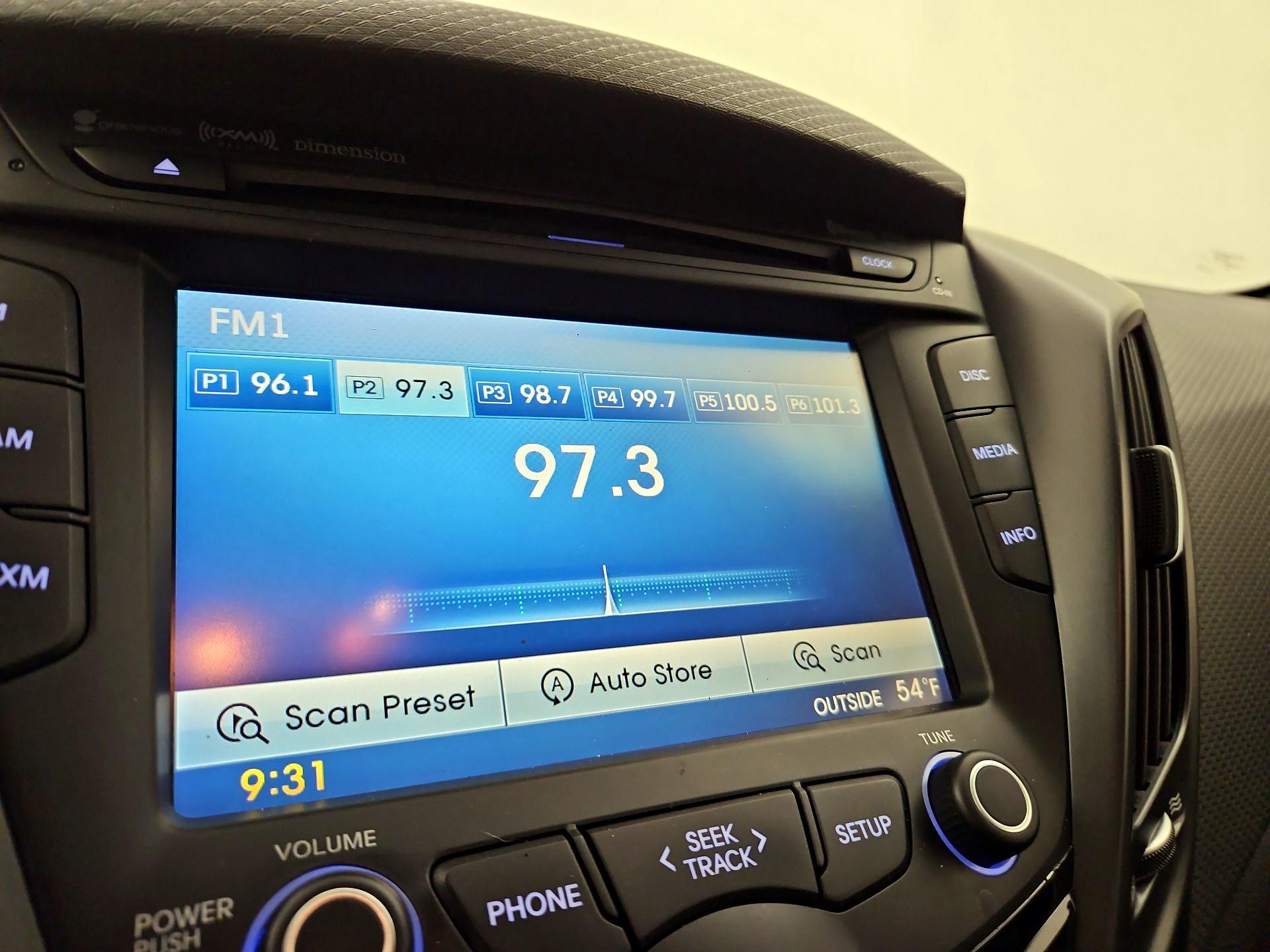 Thumbnail: 2016 Hyundai Veloster - 15