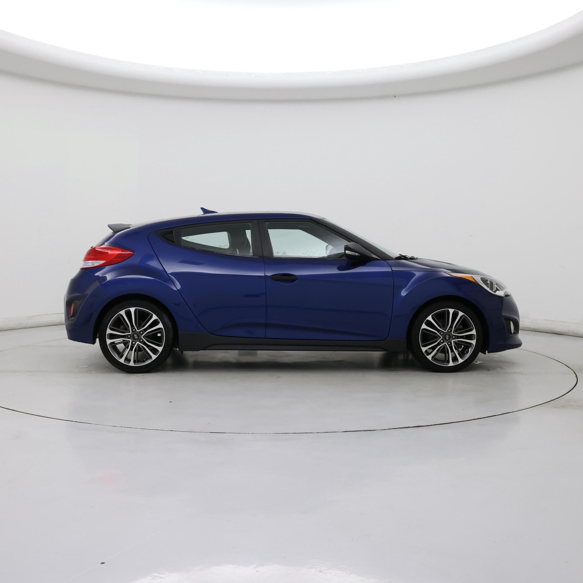 Thumbnail: 2016 Hyundai Veloster - 7