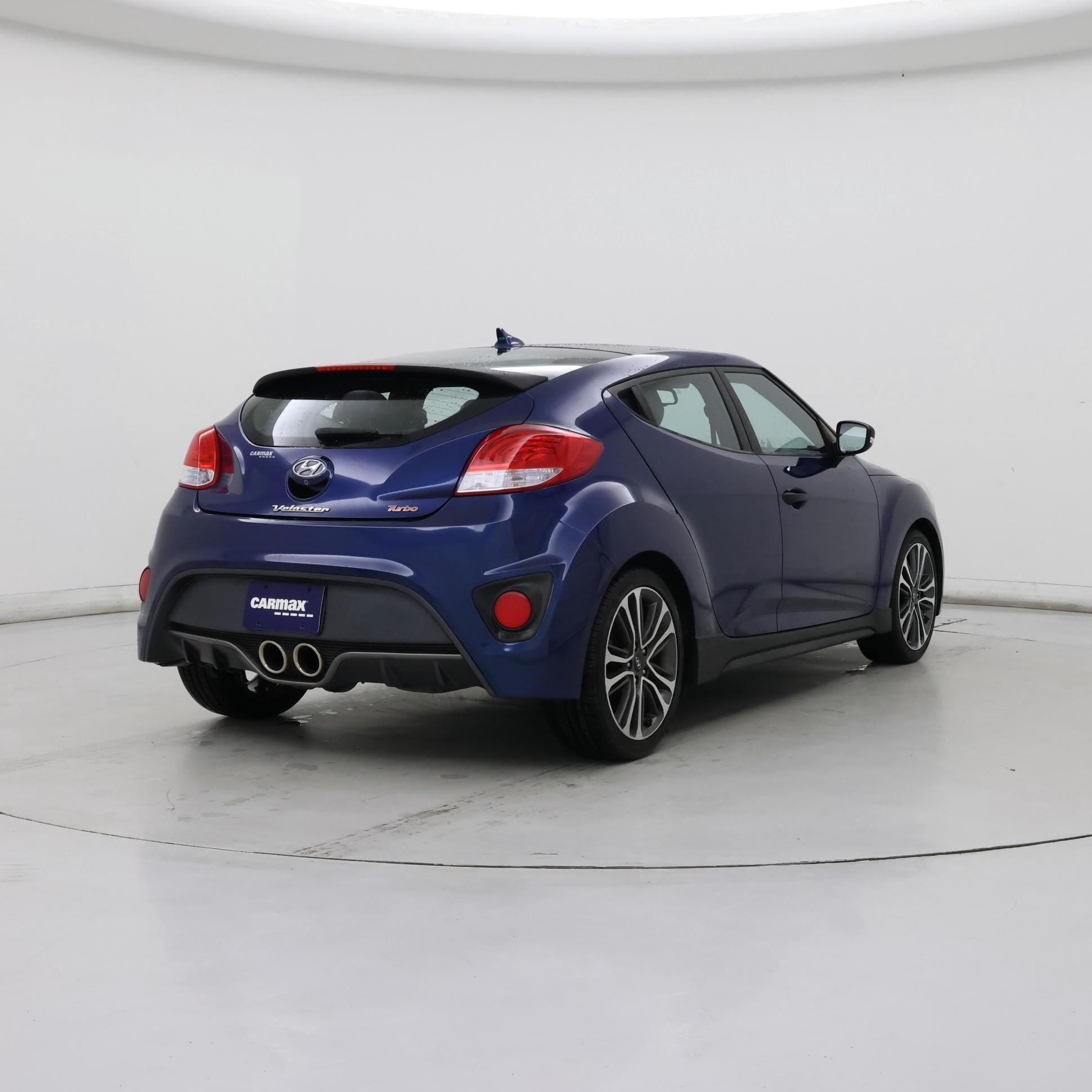 Thumbnail: 2016 Hyundai Veloster - 8