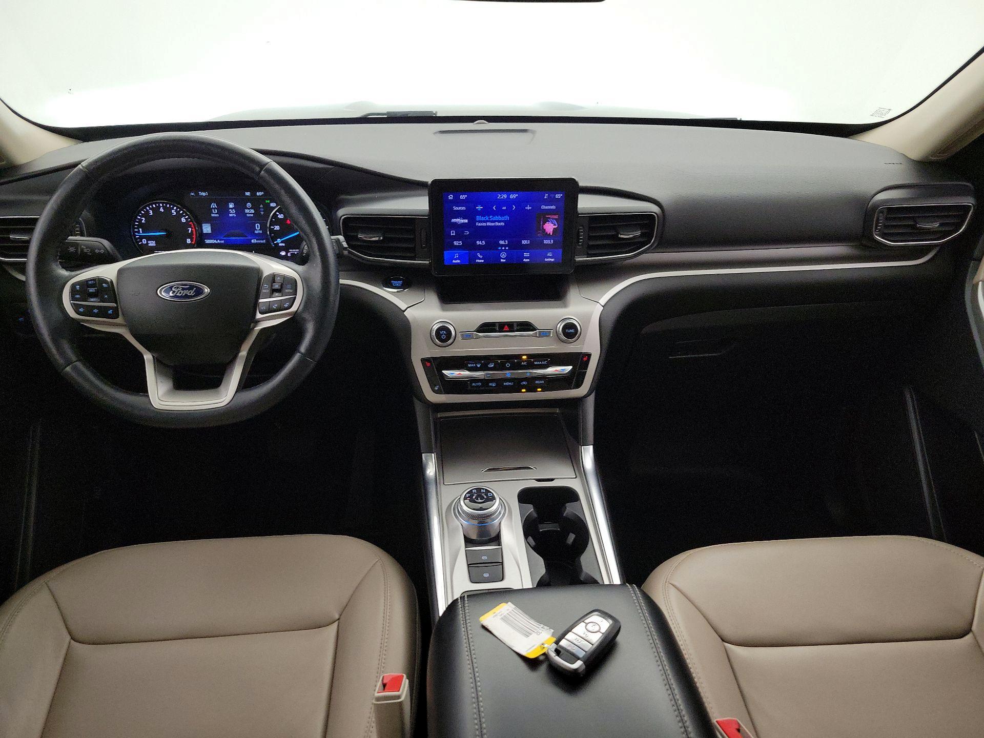 Thumbnail: 2022 Ford Explorer - 9