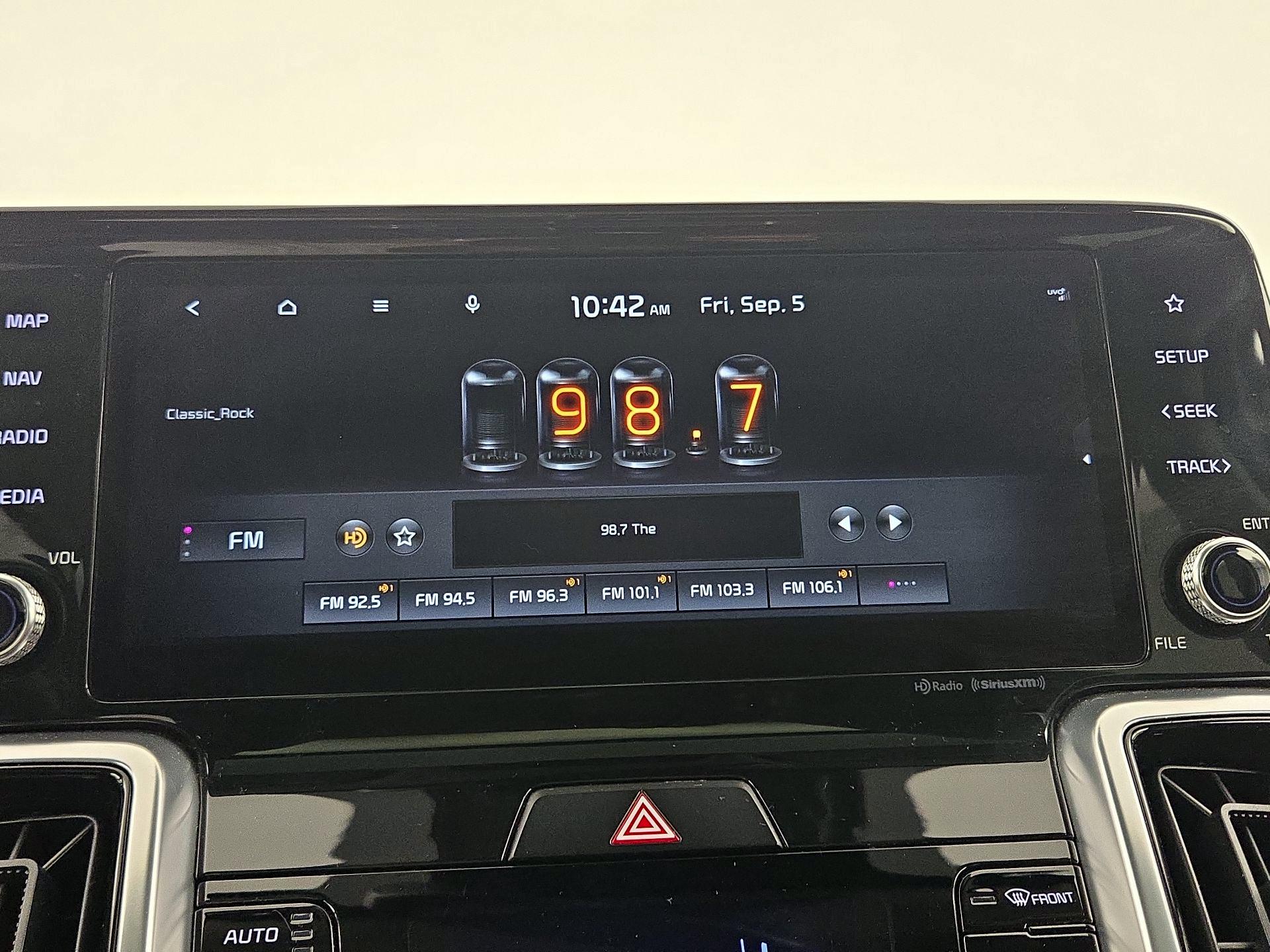 Thumbnail: 2021 Kia Sorento - 16