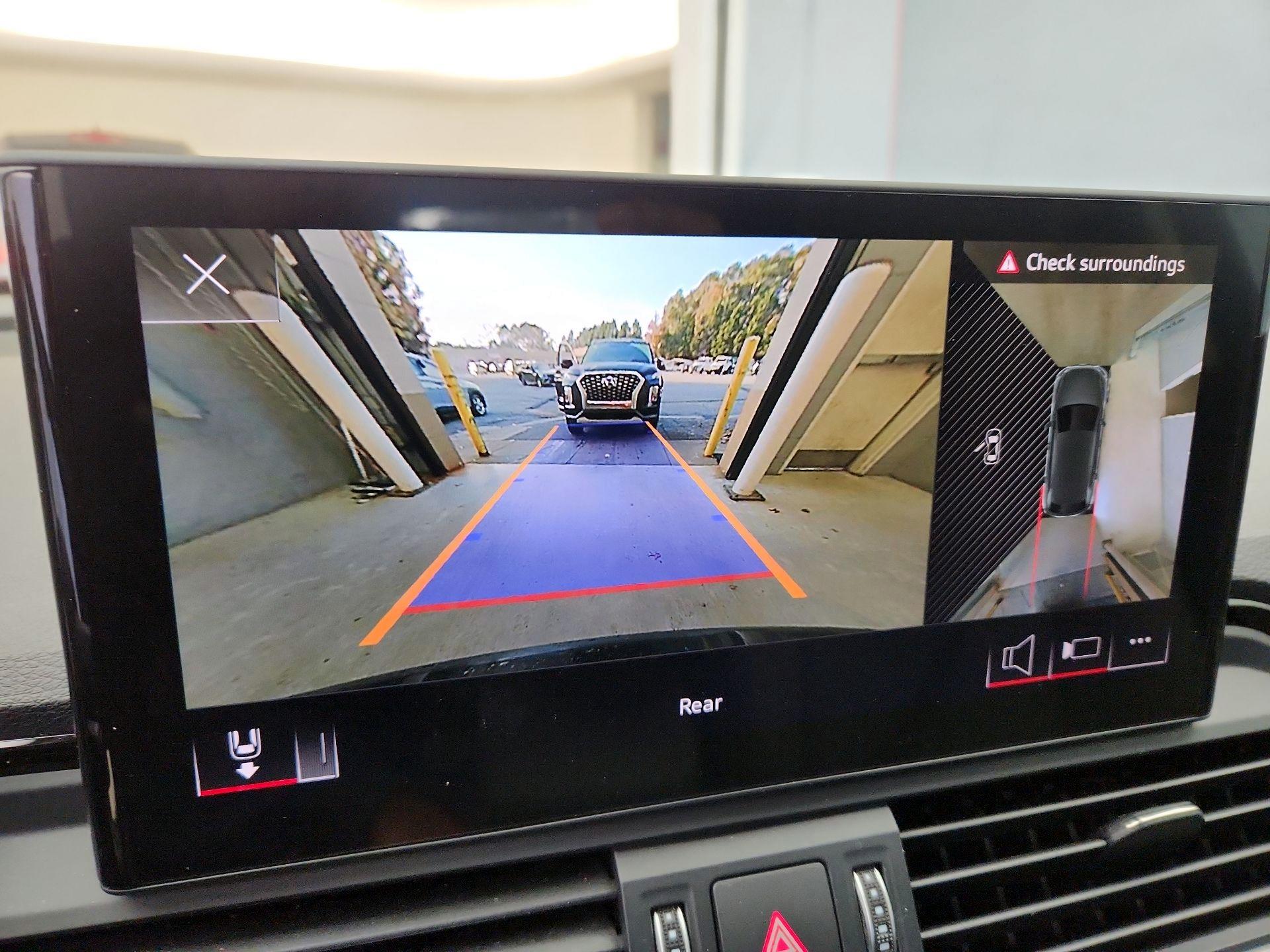 Thumbnail: 2022 Audi Q5 - 15