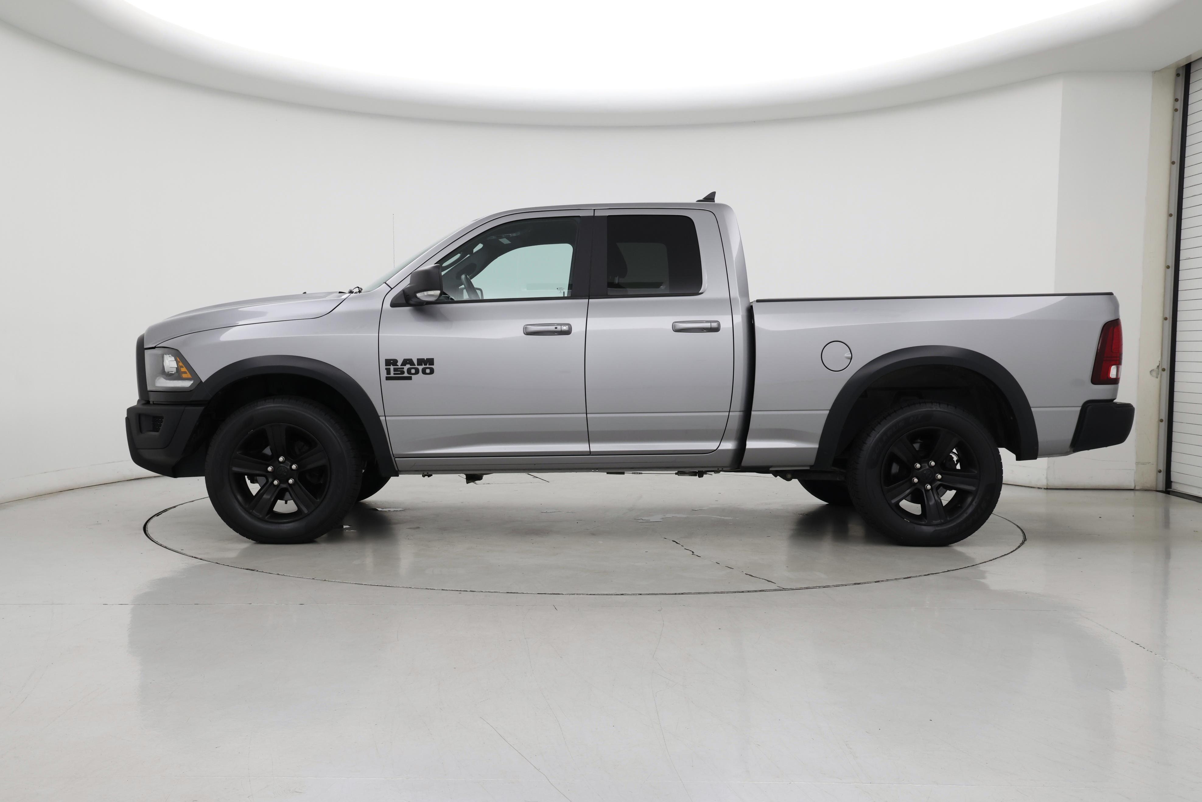 Thumbnail: 2022 RAM 1500 Classic - 3