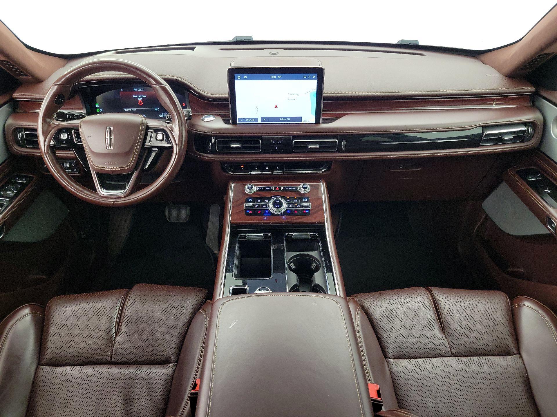 Thumbnail: 2020 Lincoln Aviator - 9