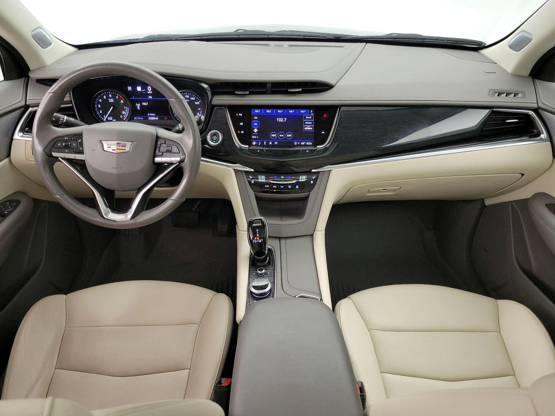 Thumbnail: 2023 Cadillac XT6 - 9