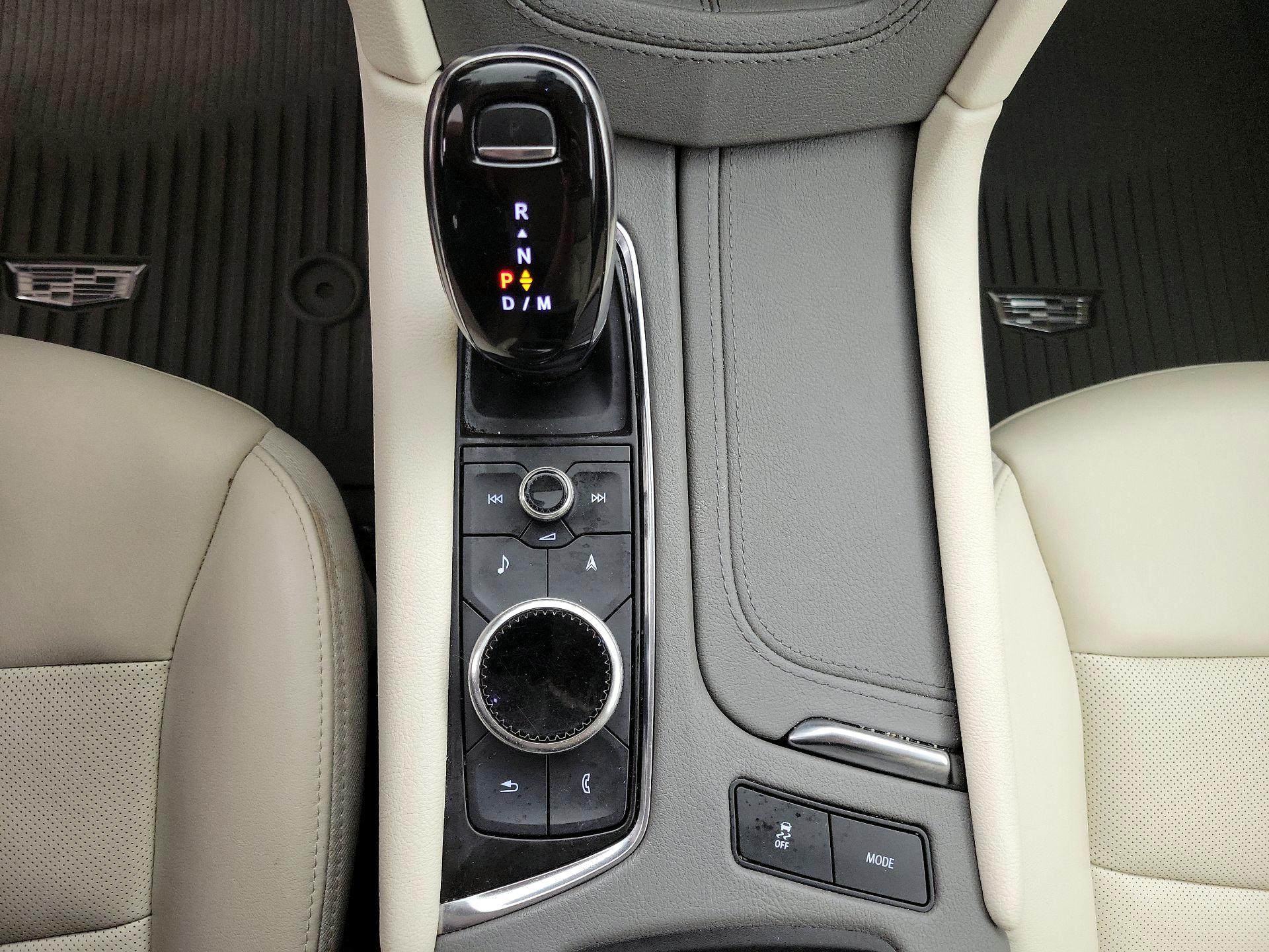 Thumbnail: 2023 Cadillac XT6 - 18