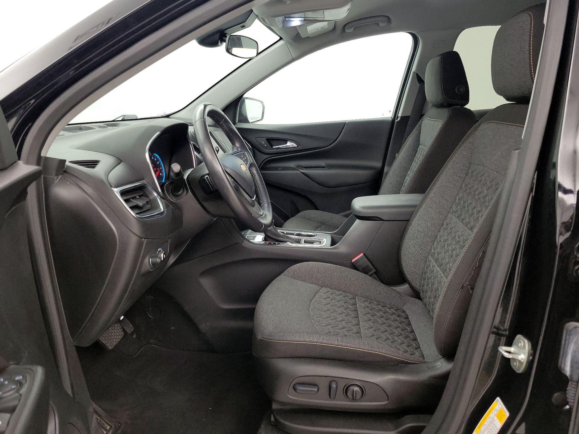 Thumbnail: 2022 Chevrolet Equinox - 11