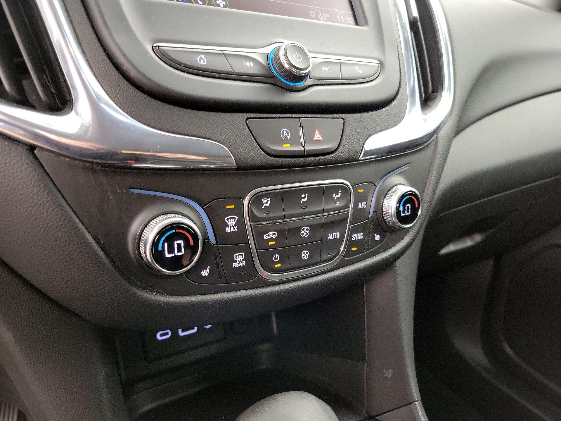 Thumbnail: 2022 Chevrolet Equinox - 16