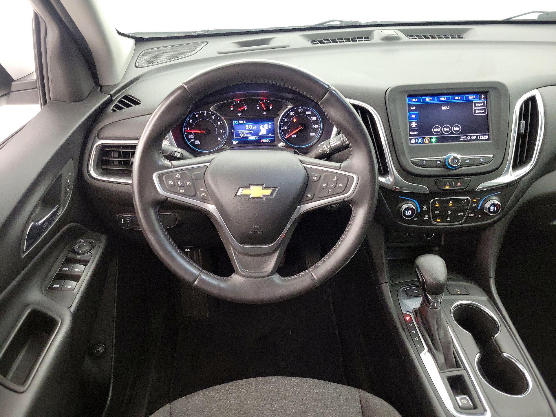 Thumbnail: 2022 Chevrolet Equinox - 10