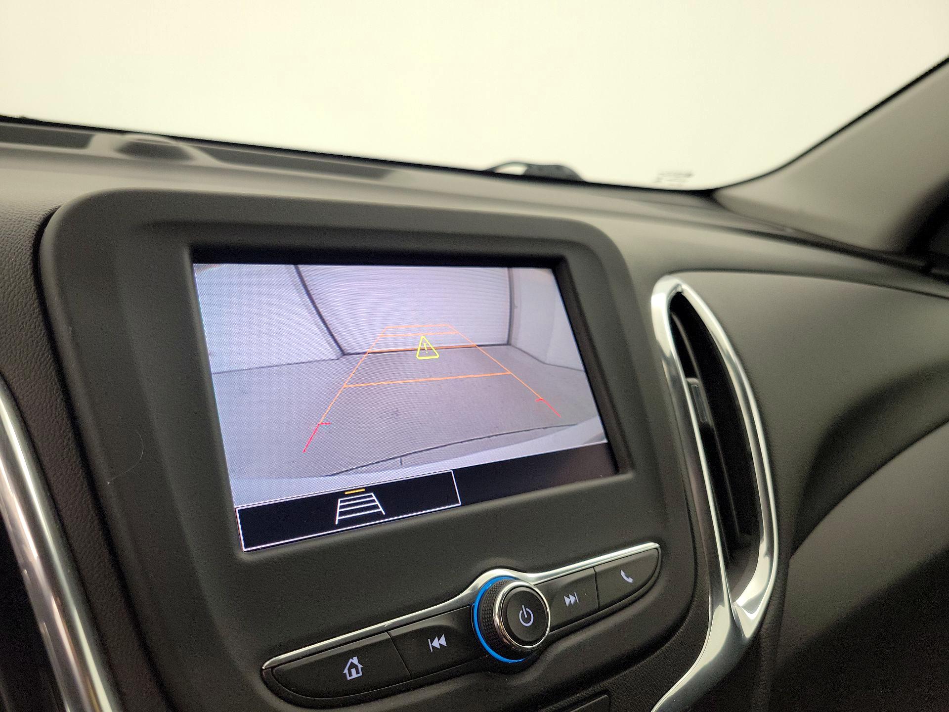 Thumbnail: 2022 Chevrolet Equinox - 14