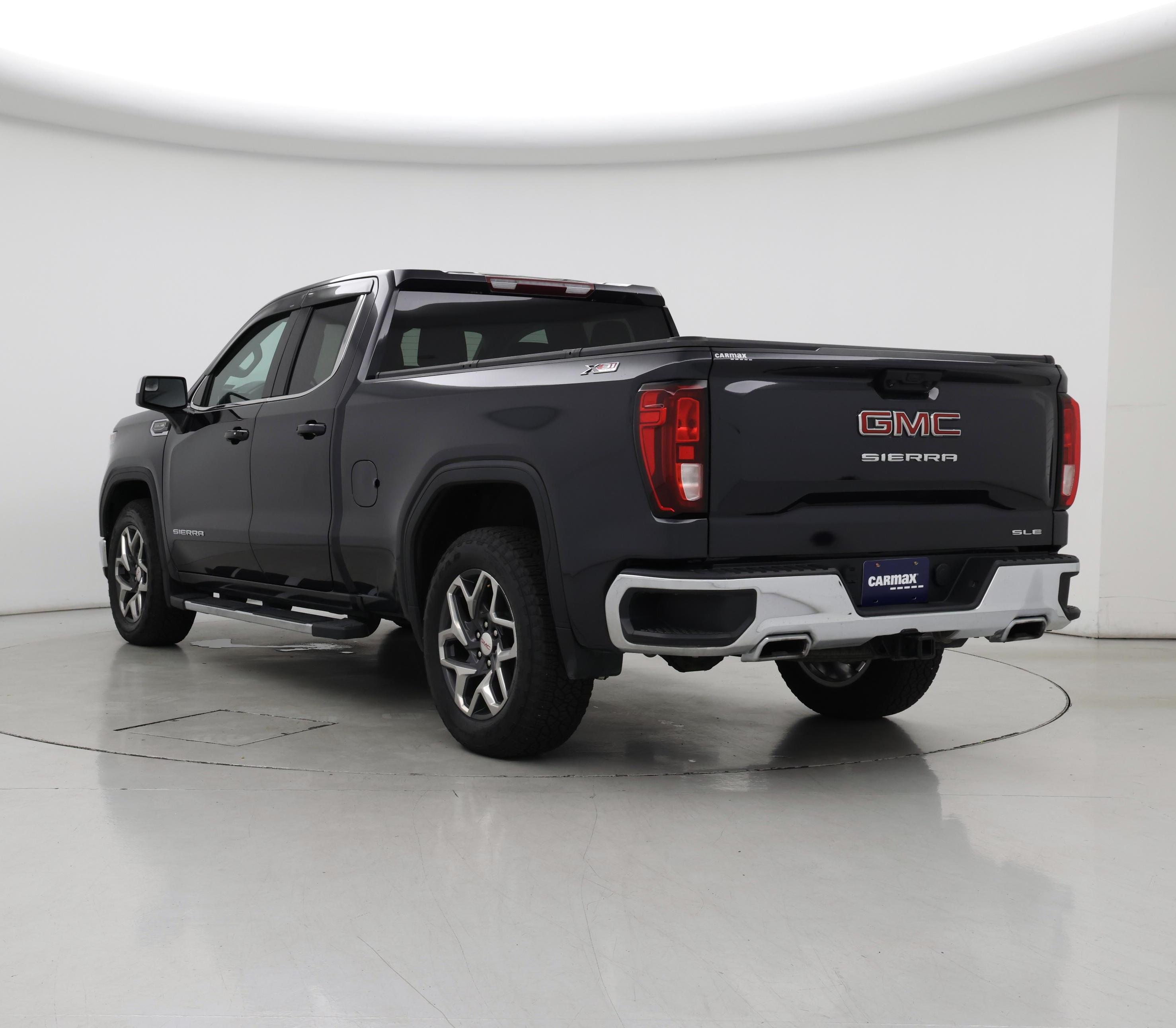Thumbnail: 2023 GMC Sierra 1500 - 2