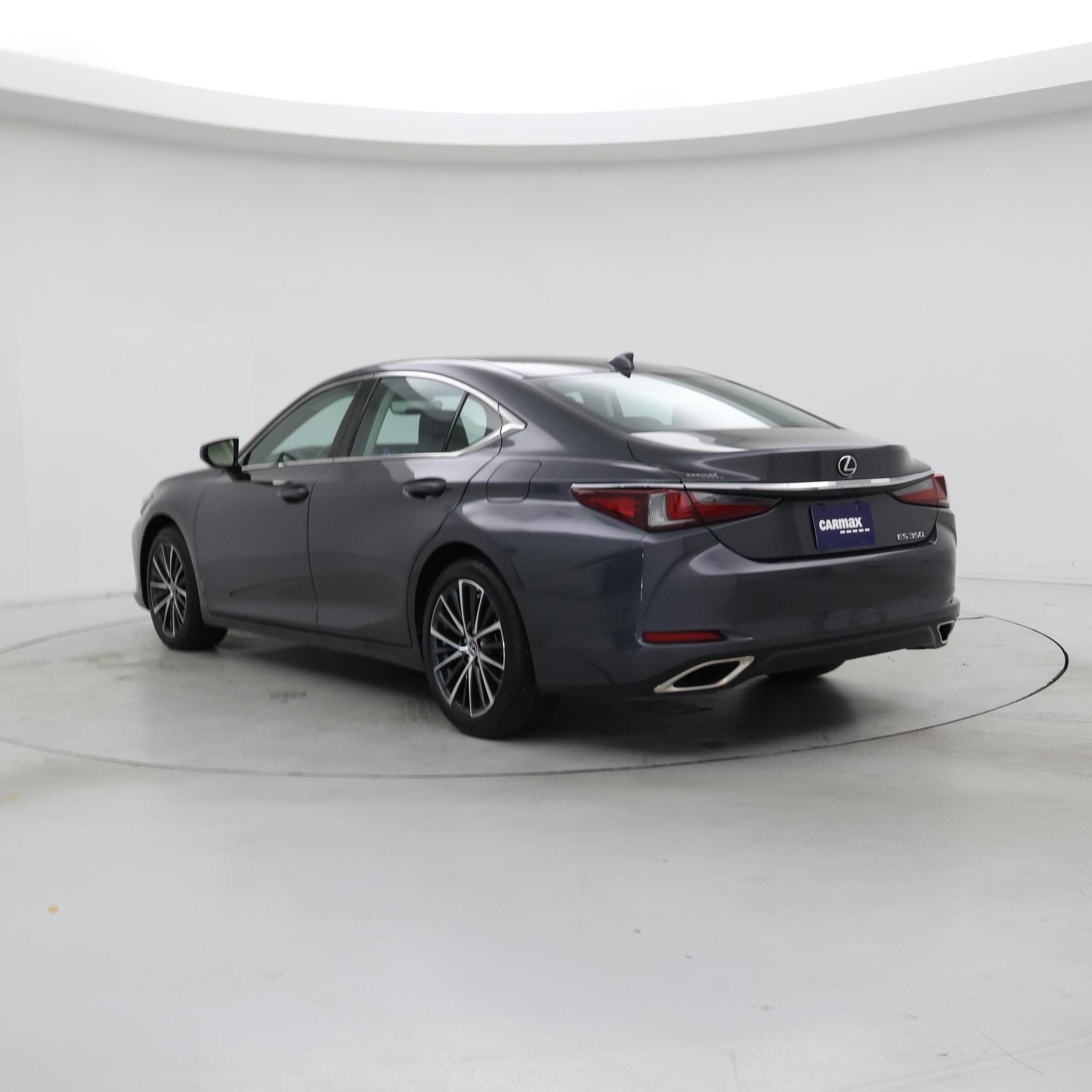Thumbnail: 2022 Lexus ES - 2