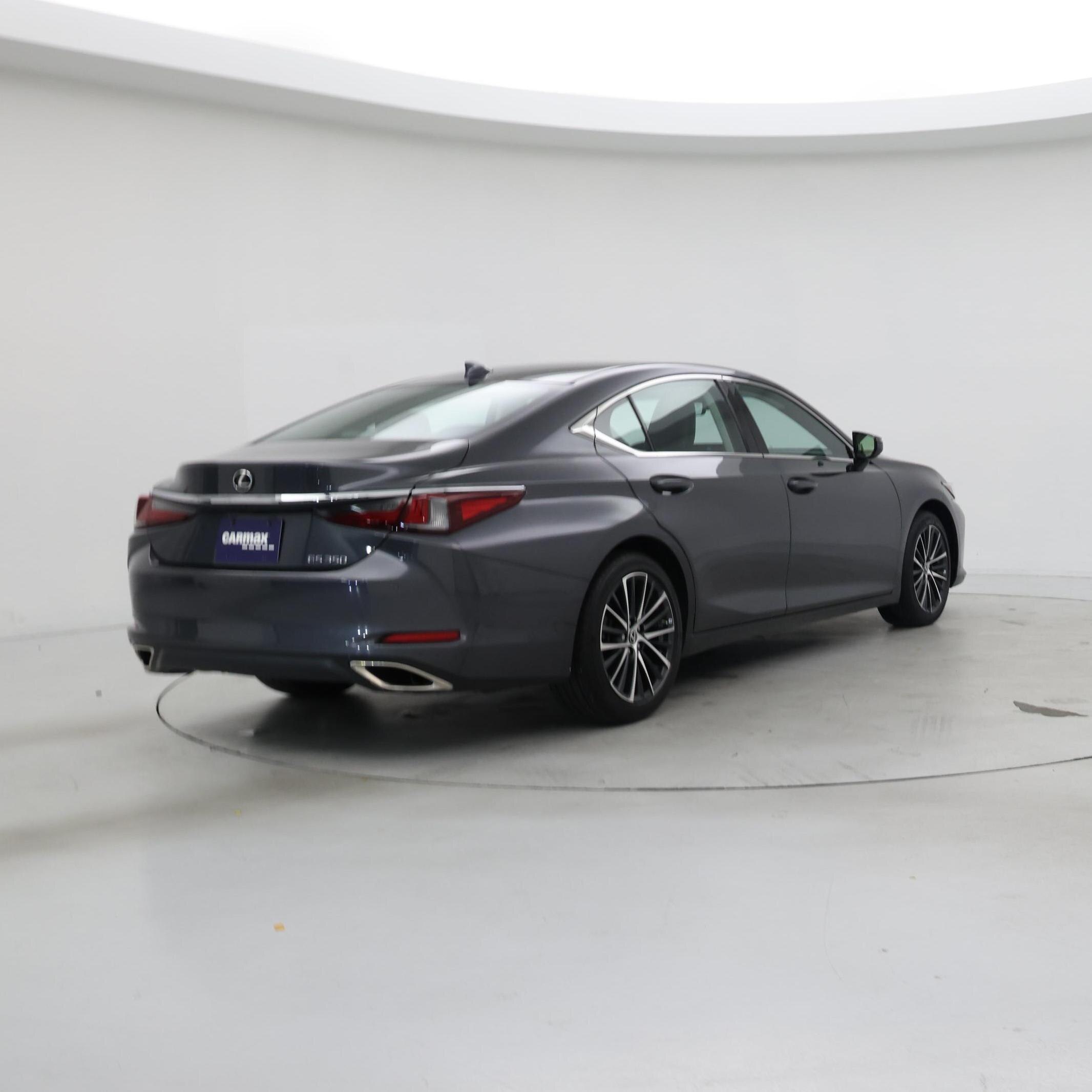 Thumbnail: 2022 Lexus ES - 8
