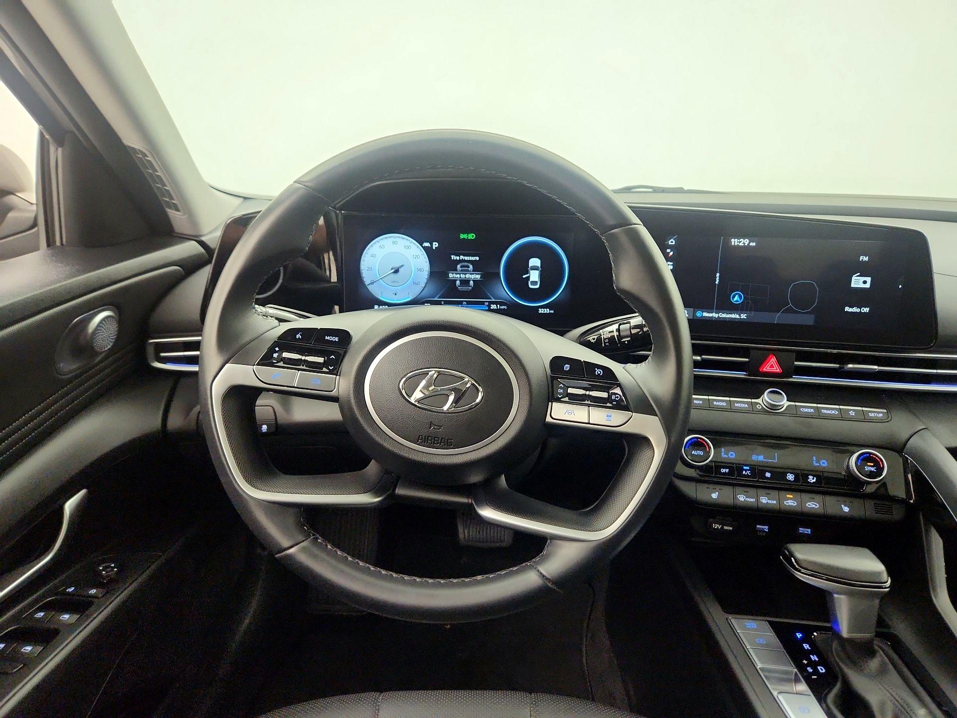 Thumbnail: 2023 Hyundai Elantra - 10