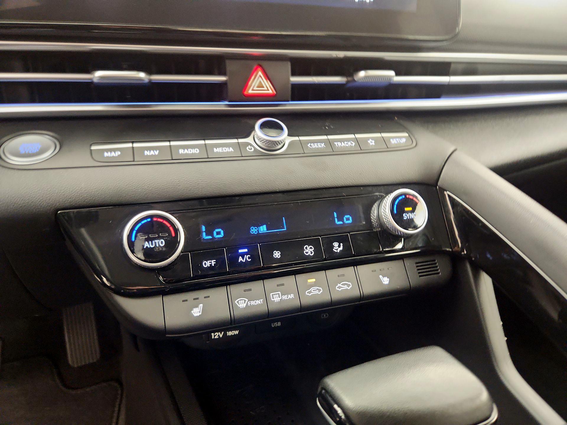 Thumbnail: 2023 Hyundai Elantra - 17