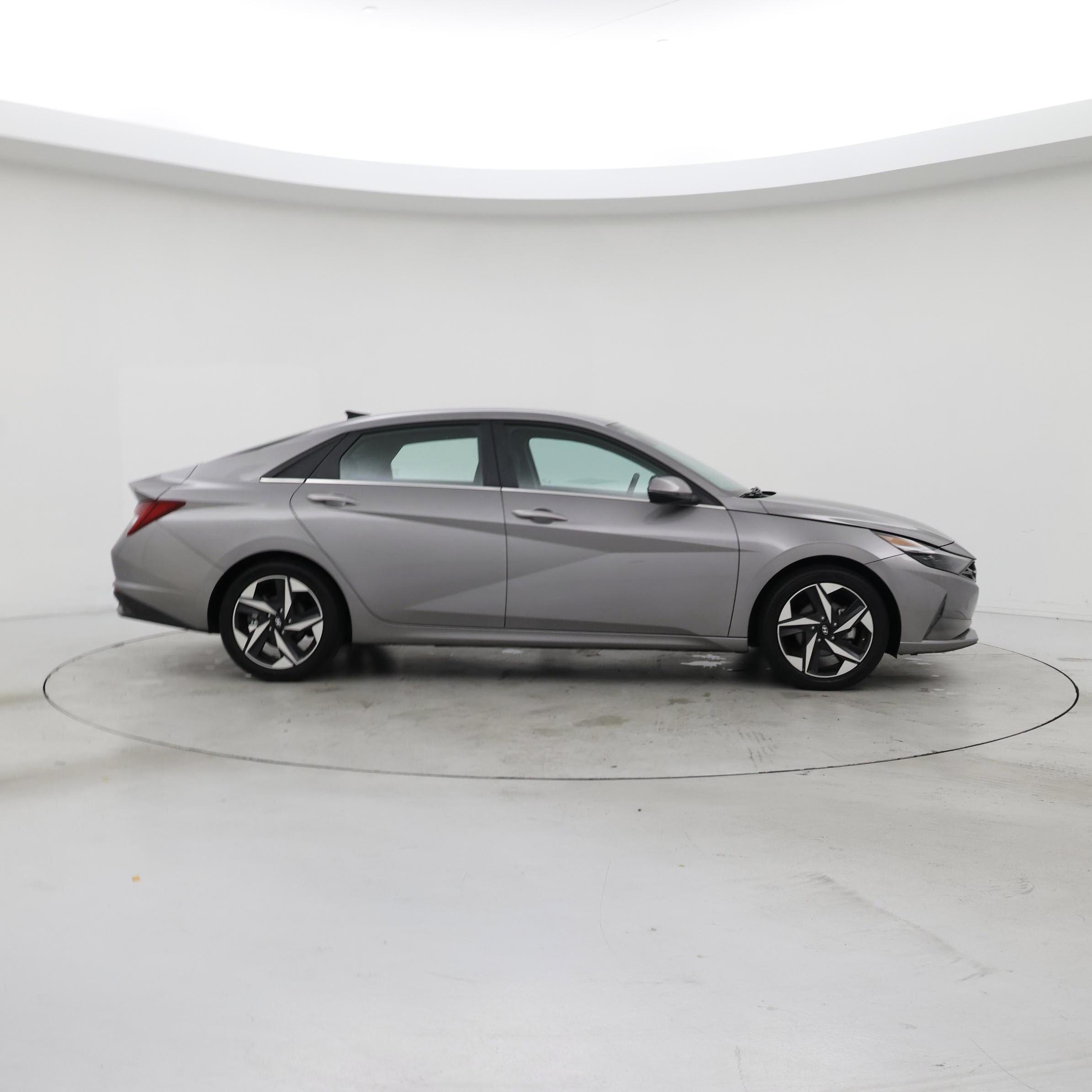 Thumbnail: 2023 Hyundai Elantra - 7