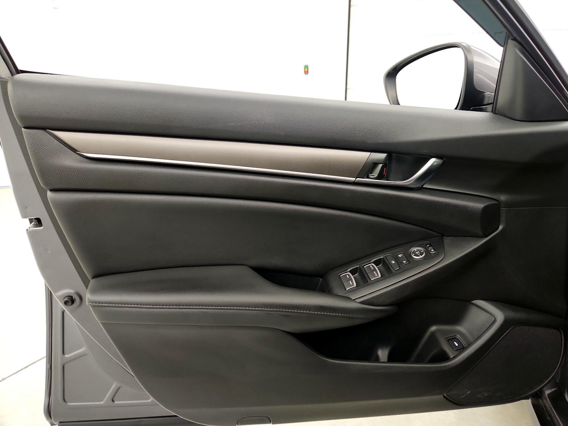 Thumbnail: 2022 Honda Accord - 12