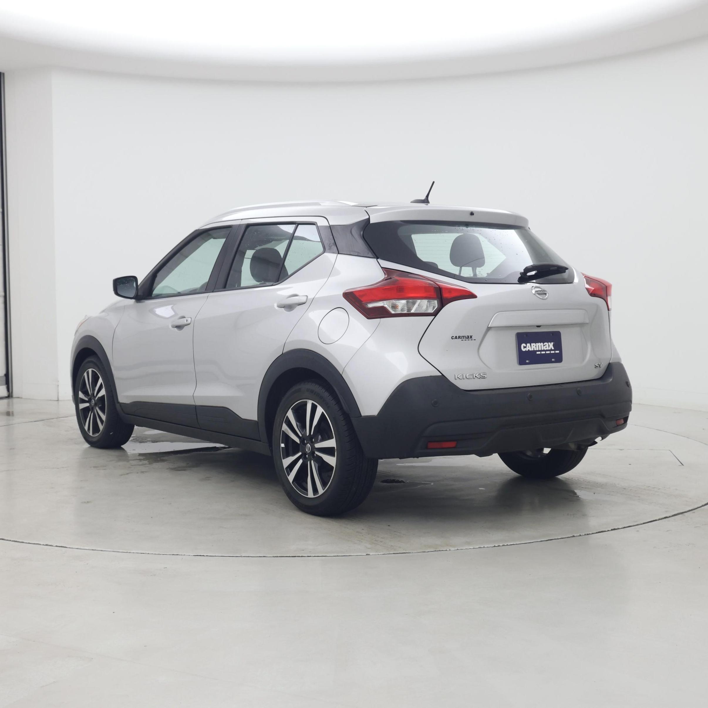 Thumbnail: 2020 Nissan Kicks - 2