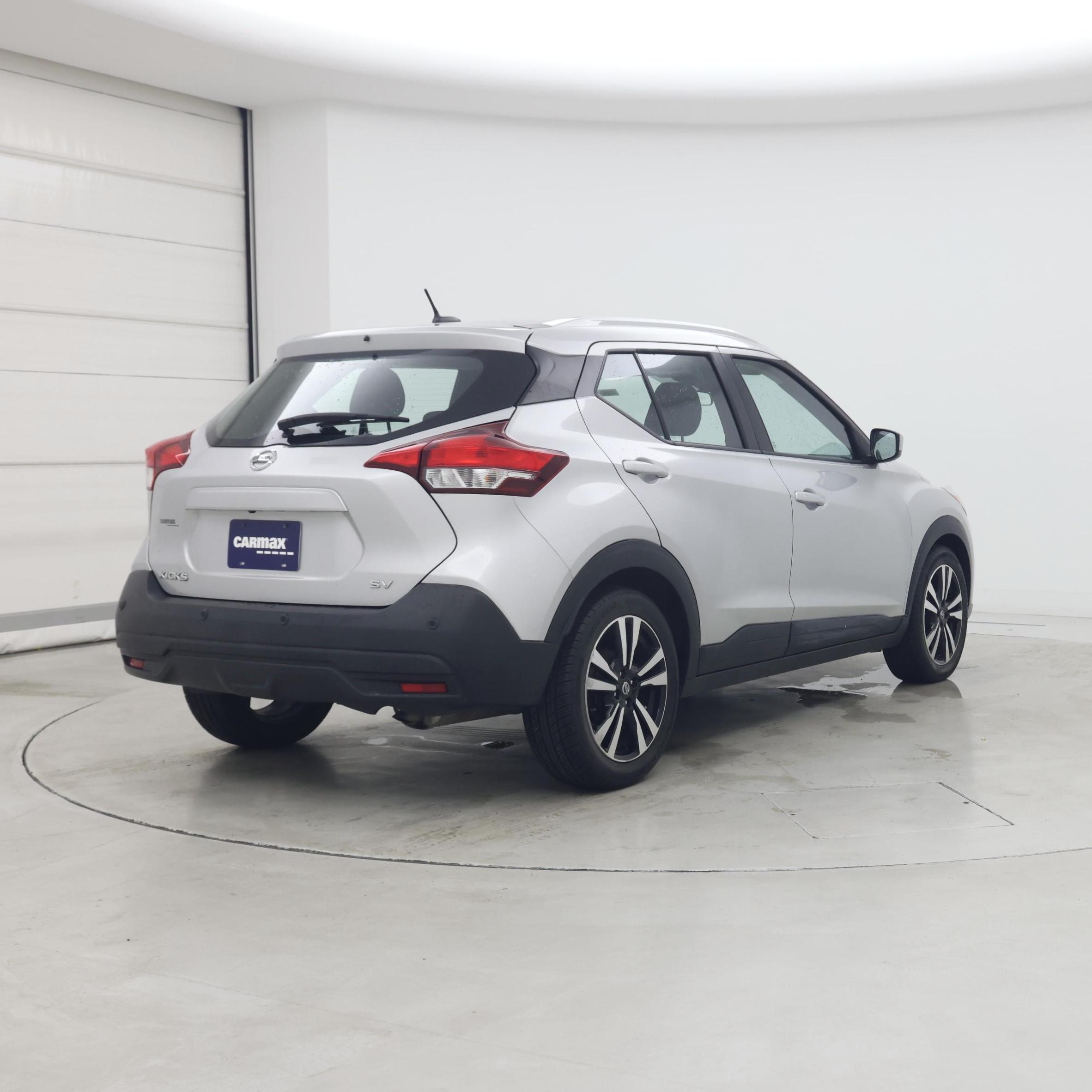 Thumbnail: 2020 Nissan Kicks - 8
