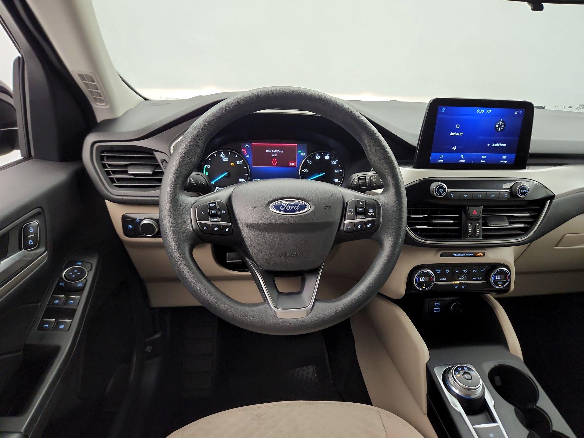 Thumbnail: 2021 Ford Escape - 10