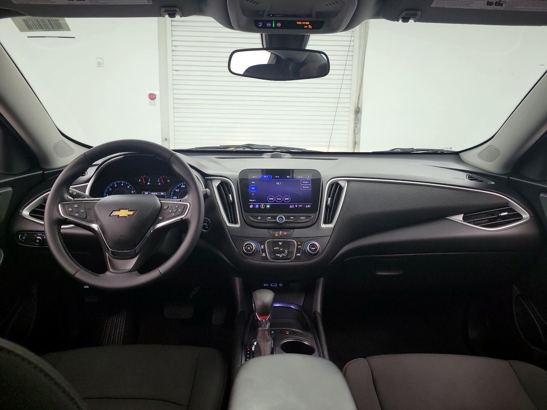 Thumbnail: 2021 Chevrolet Malibu - 9