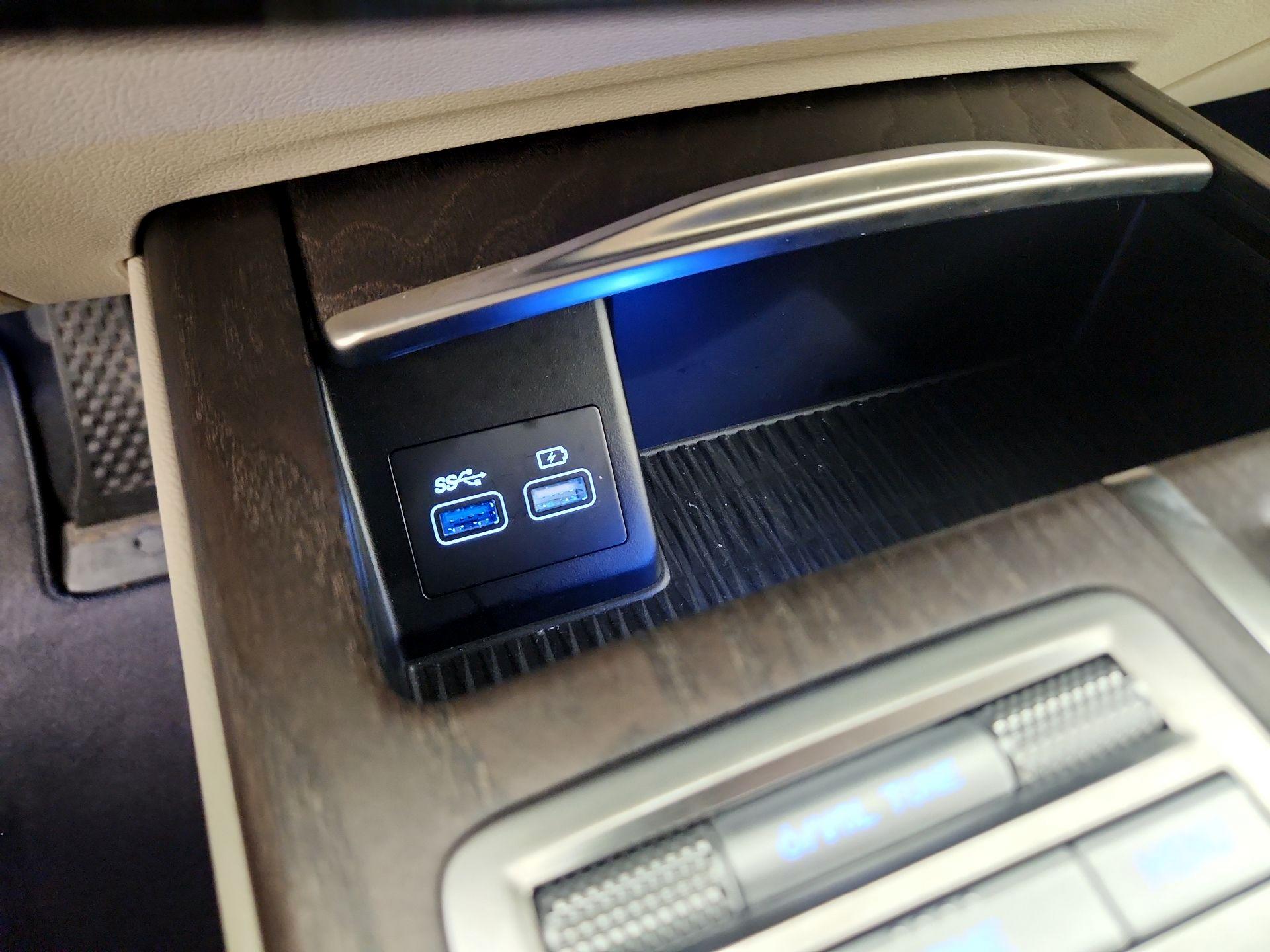 Thumbnail: 2023 Genesis G80 - 19
