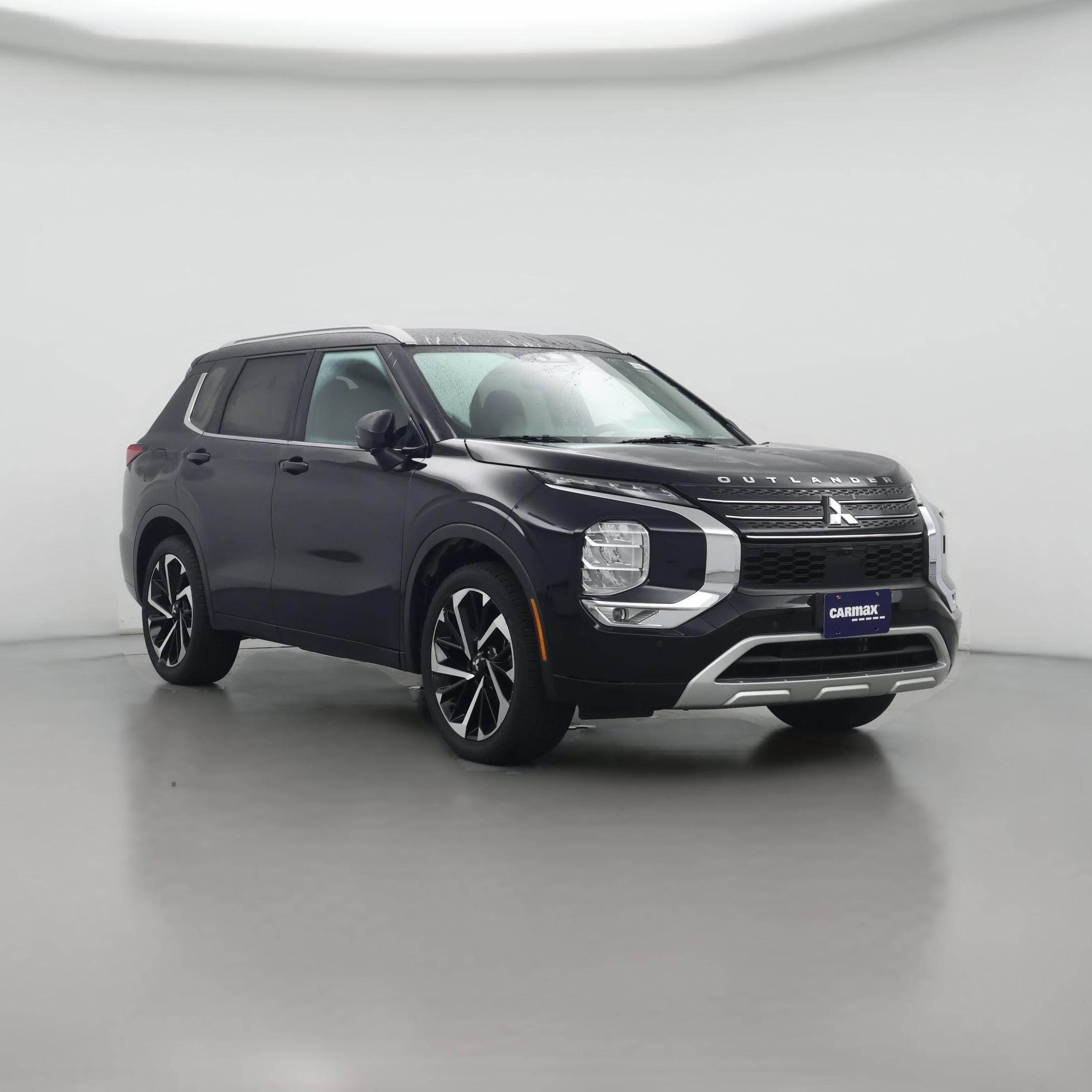 Thumbnail: 2022 Mitsubishi Outlander - 1