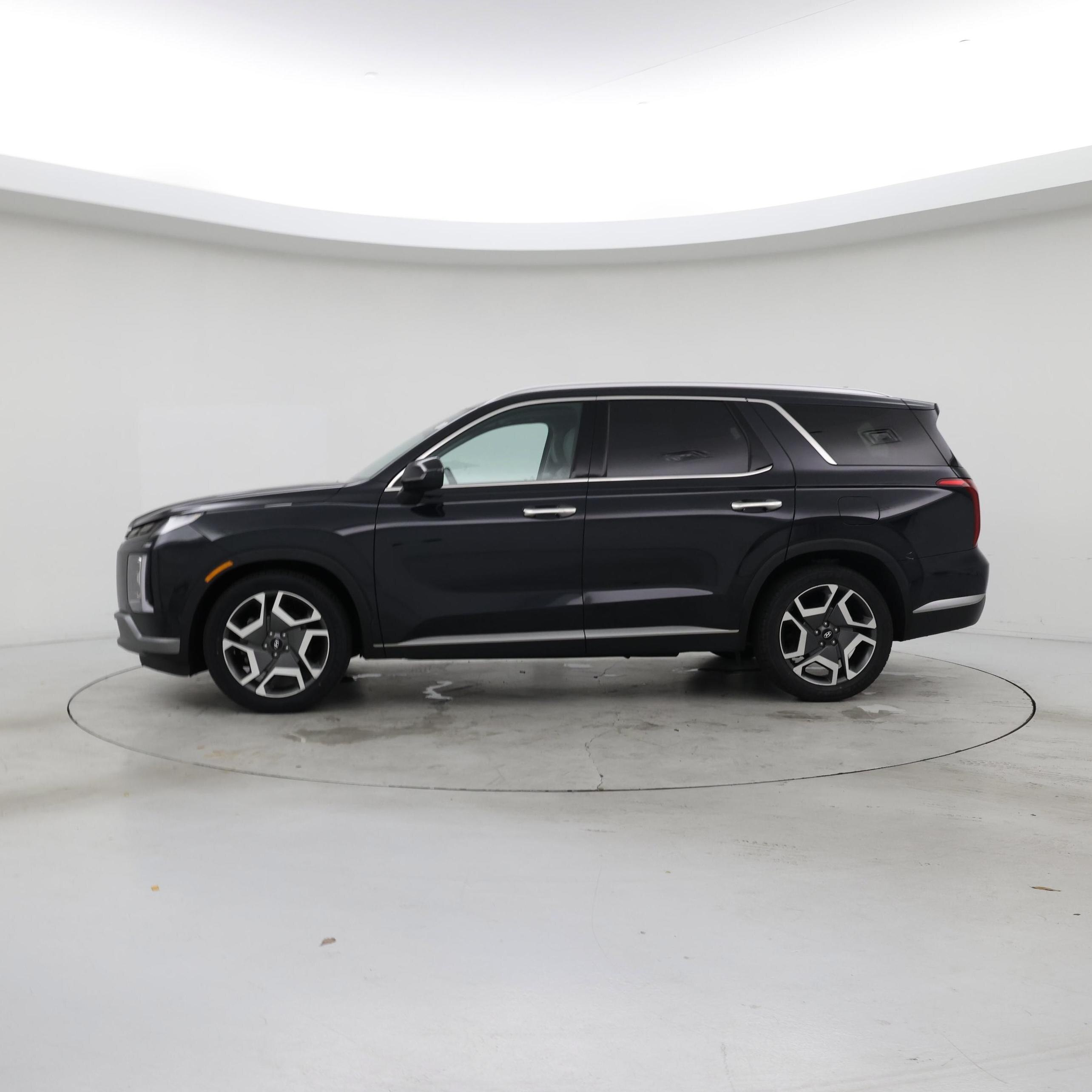 Thumbnail: 2023 Hyundai Palisade - 3