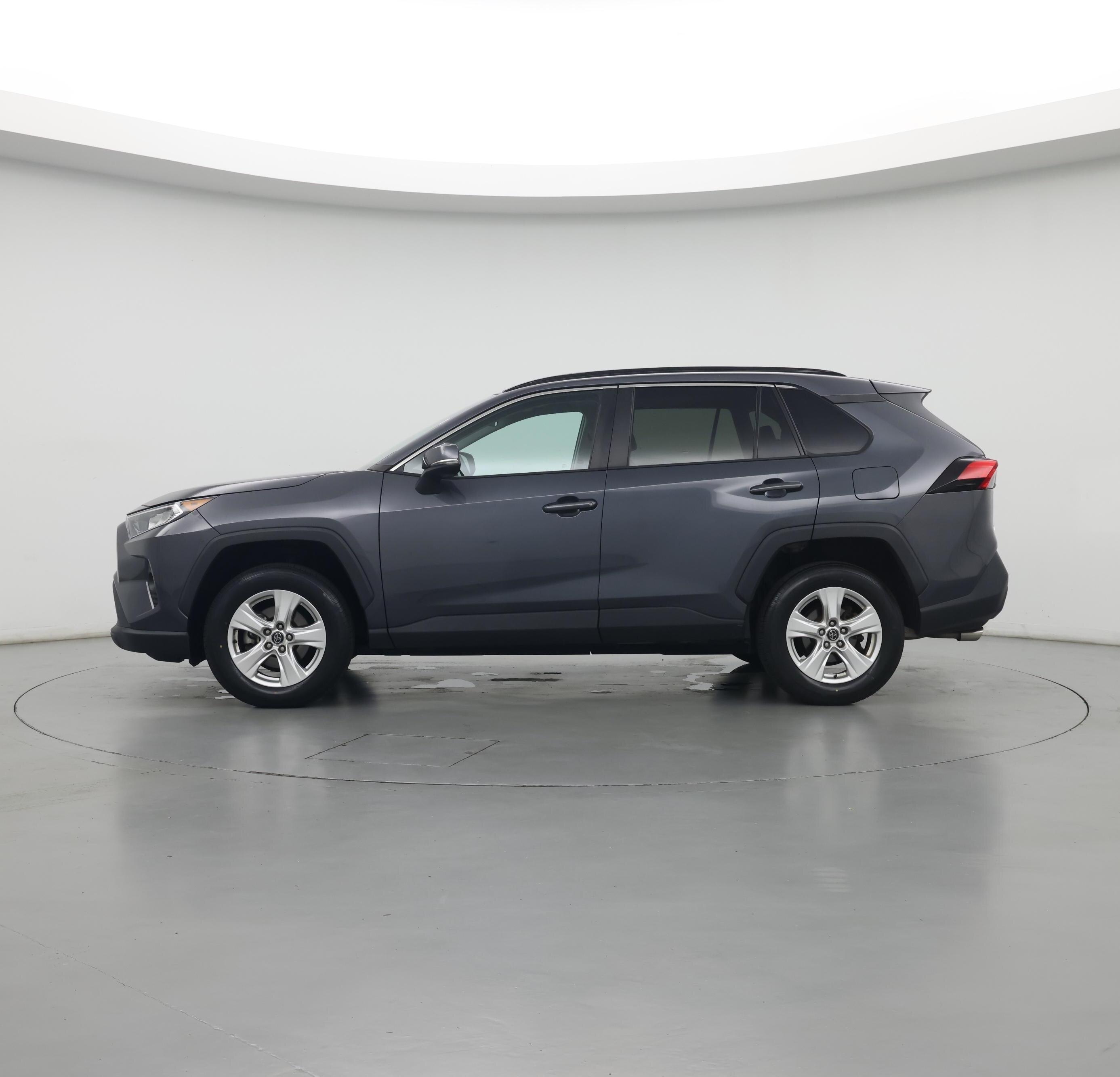 Thumbnail: 2020 Toyota RAV4 - 3