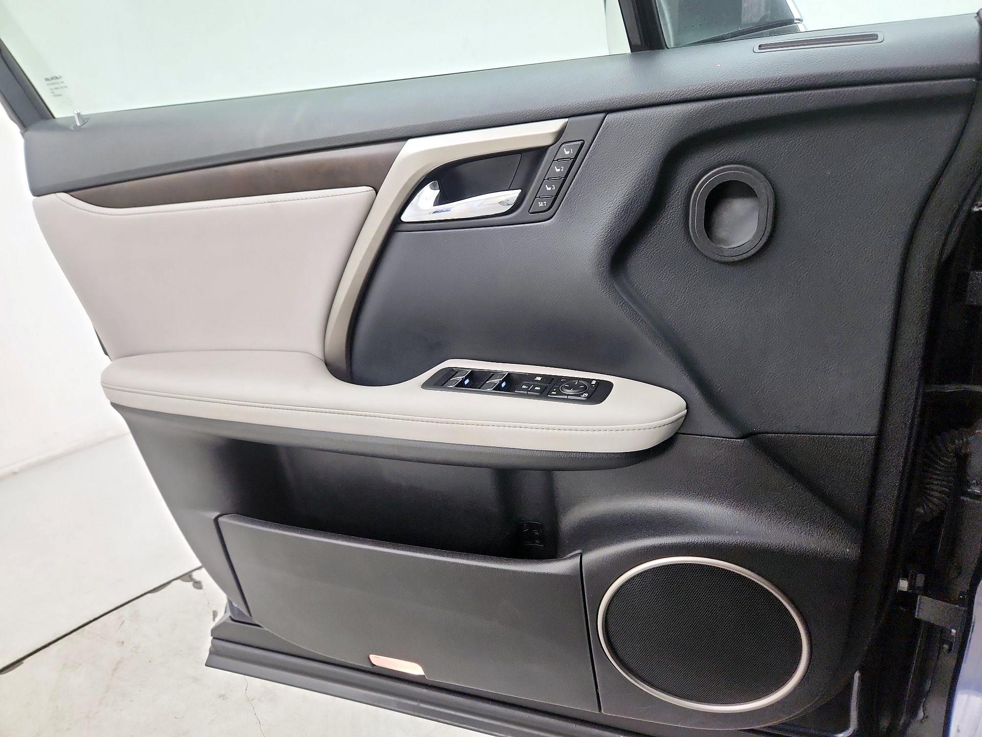 Thumbnail: 2021 Lexus RX - 10