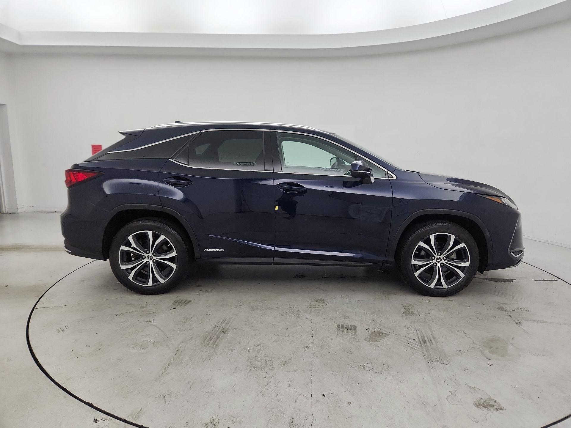 Thumbnail: 2021 Lexus RX - 4