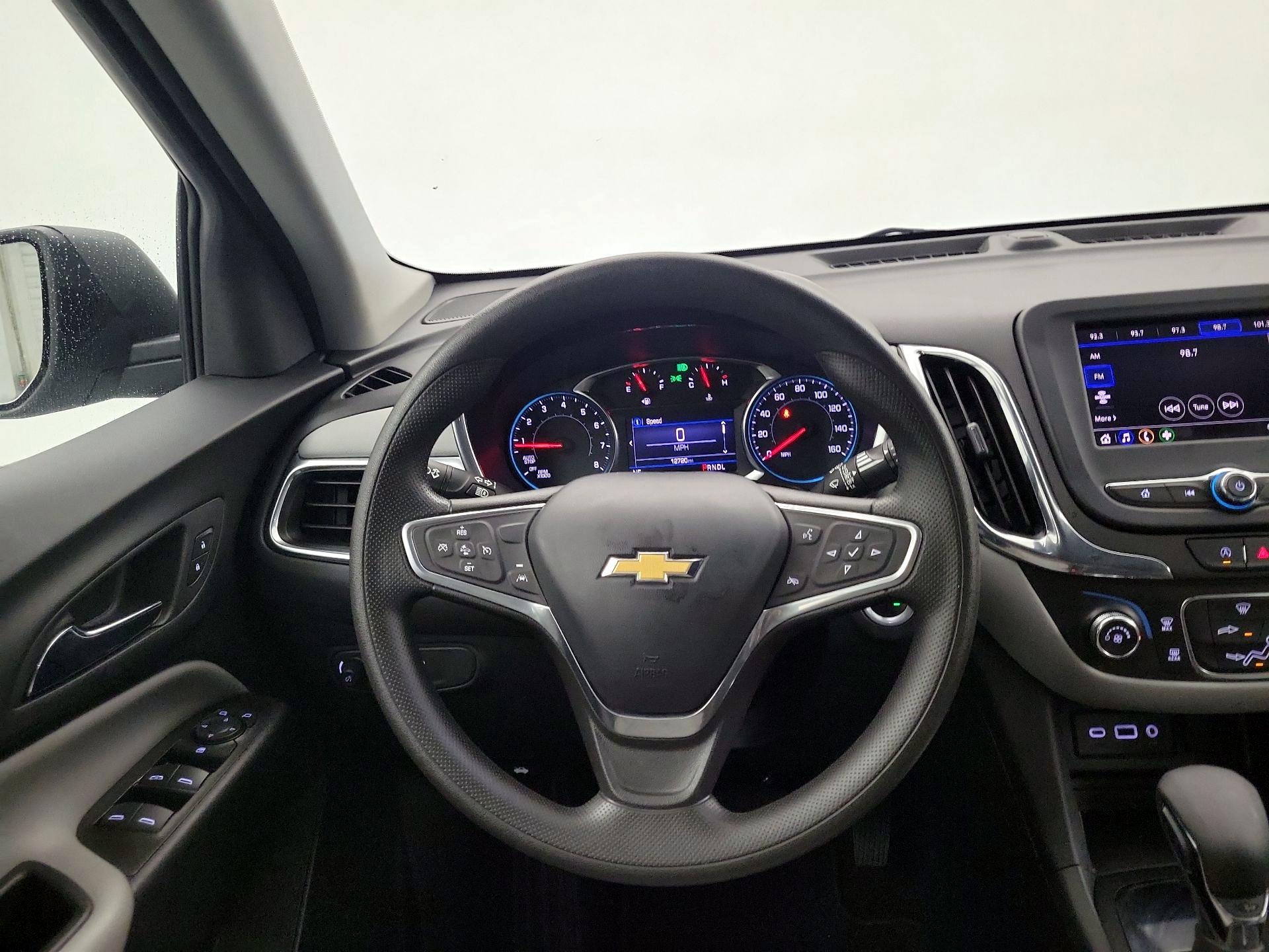 Thumbnail: 2023 Chevrolet Equinox - 10