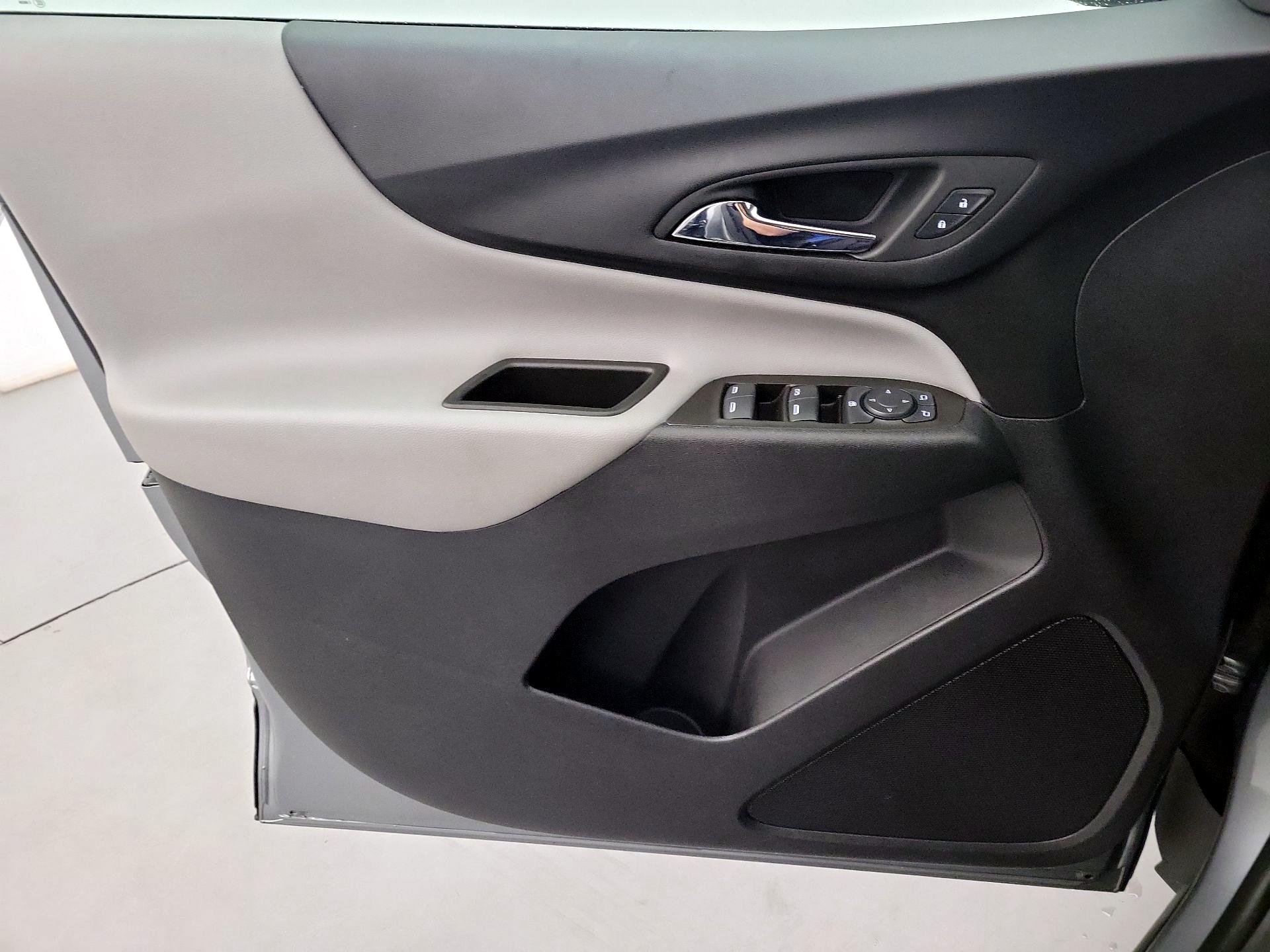 Thumbnail: 2023 Chevrolet Equinox - 12