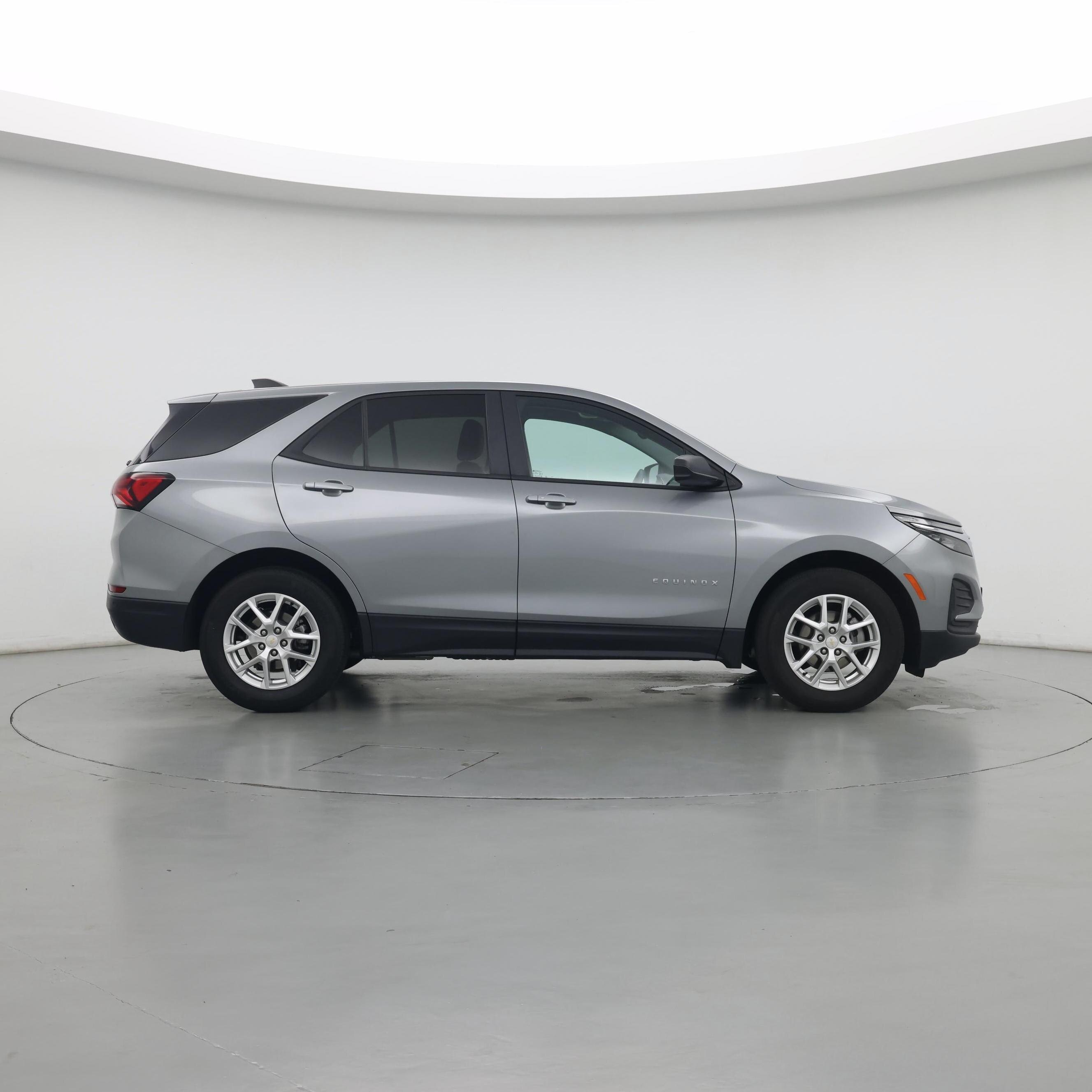 Thumbnail: 2023 Chevrolet Equinox - 7