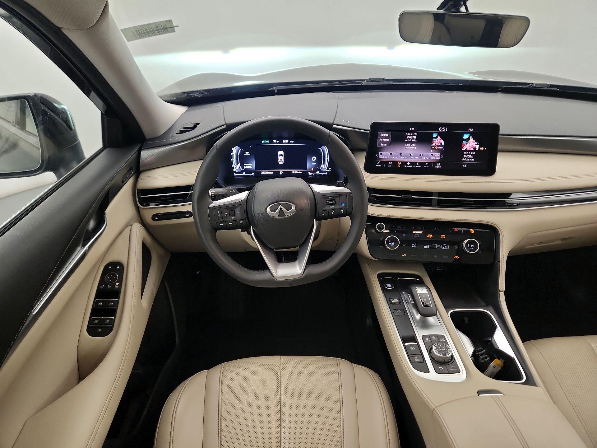 Thumbnail: 2023 INFINITI QX60 - 10