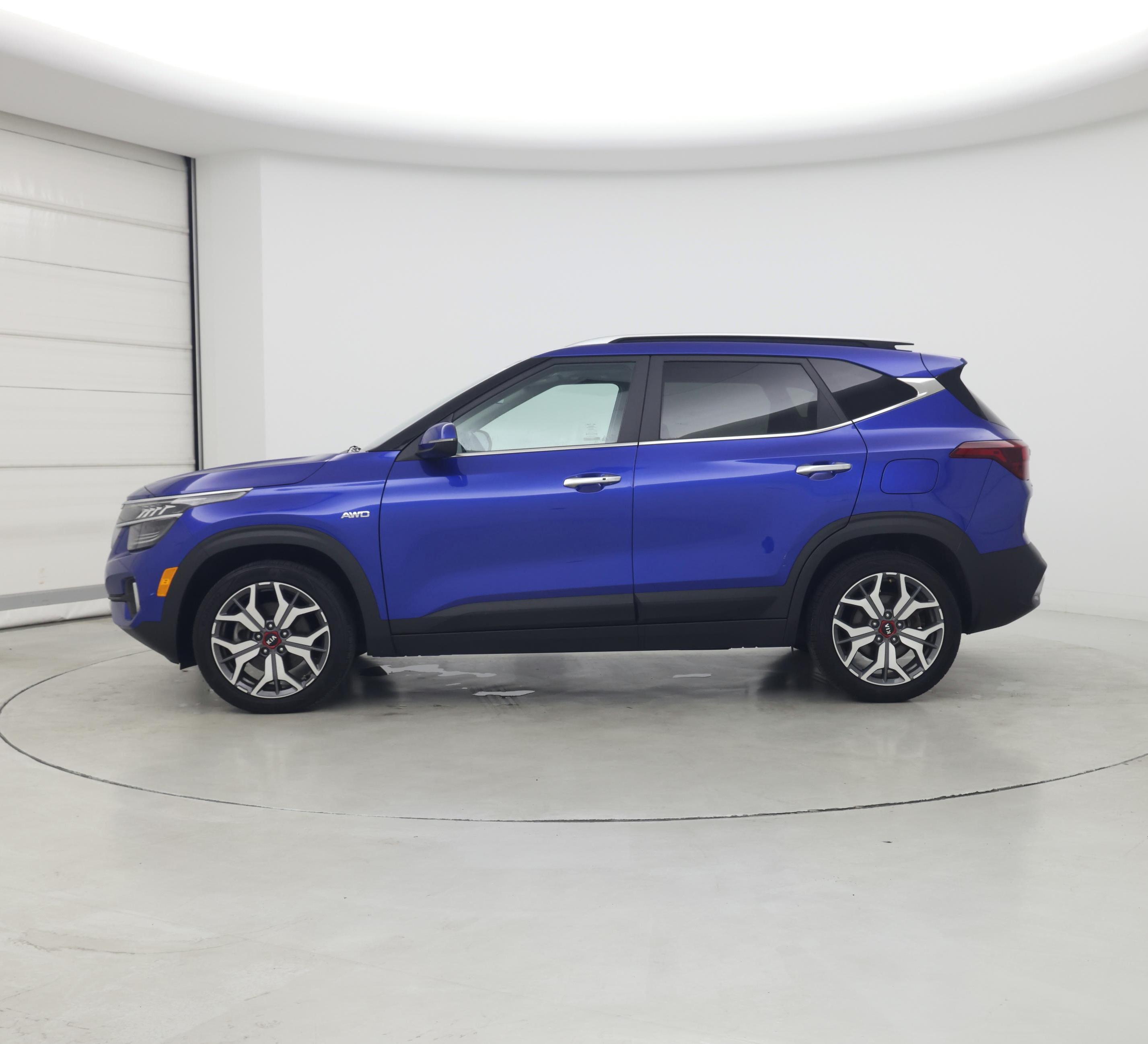 Thumbnail: 2021 Kia Seltos - 3