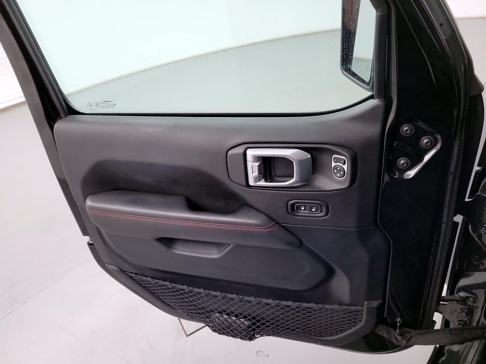 Thumbnail: 2021 Jeep Wrangler - 12