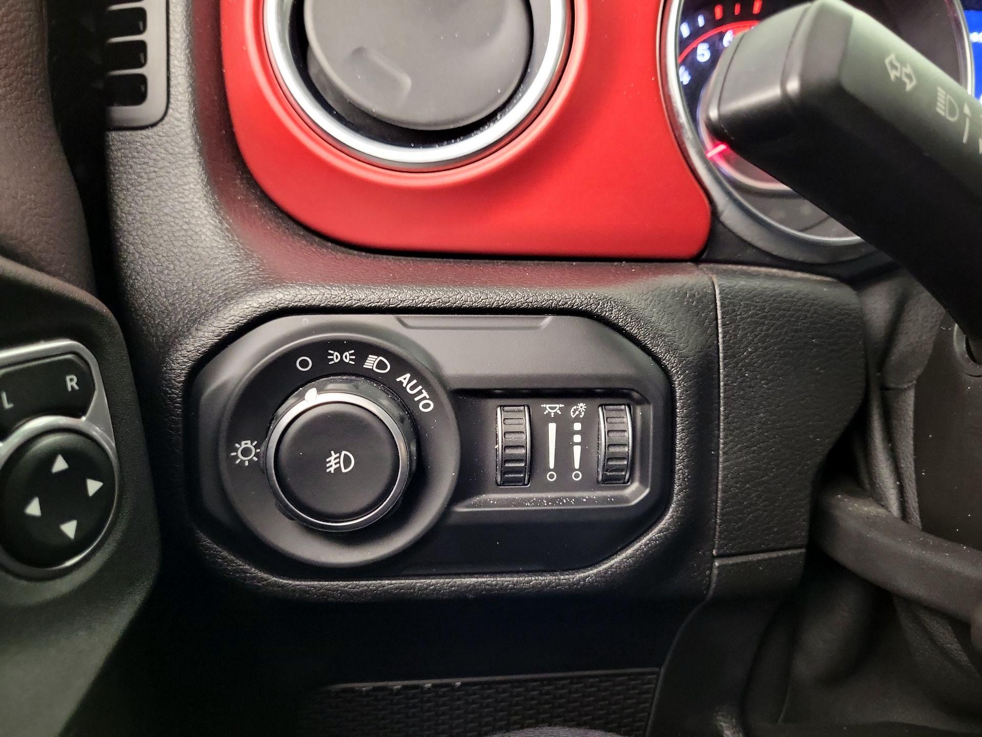 Thumbnail: 2021 Jeep Wrangler - 13