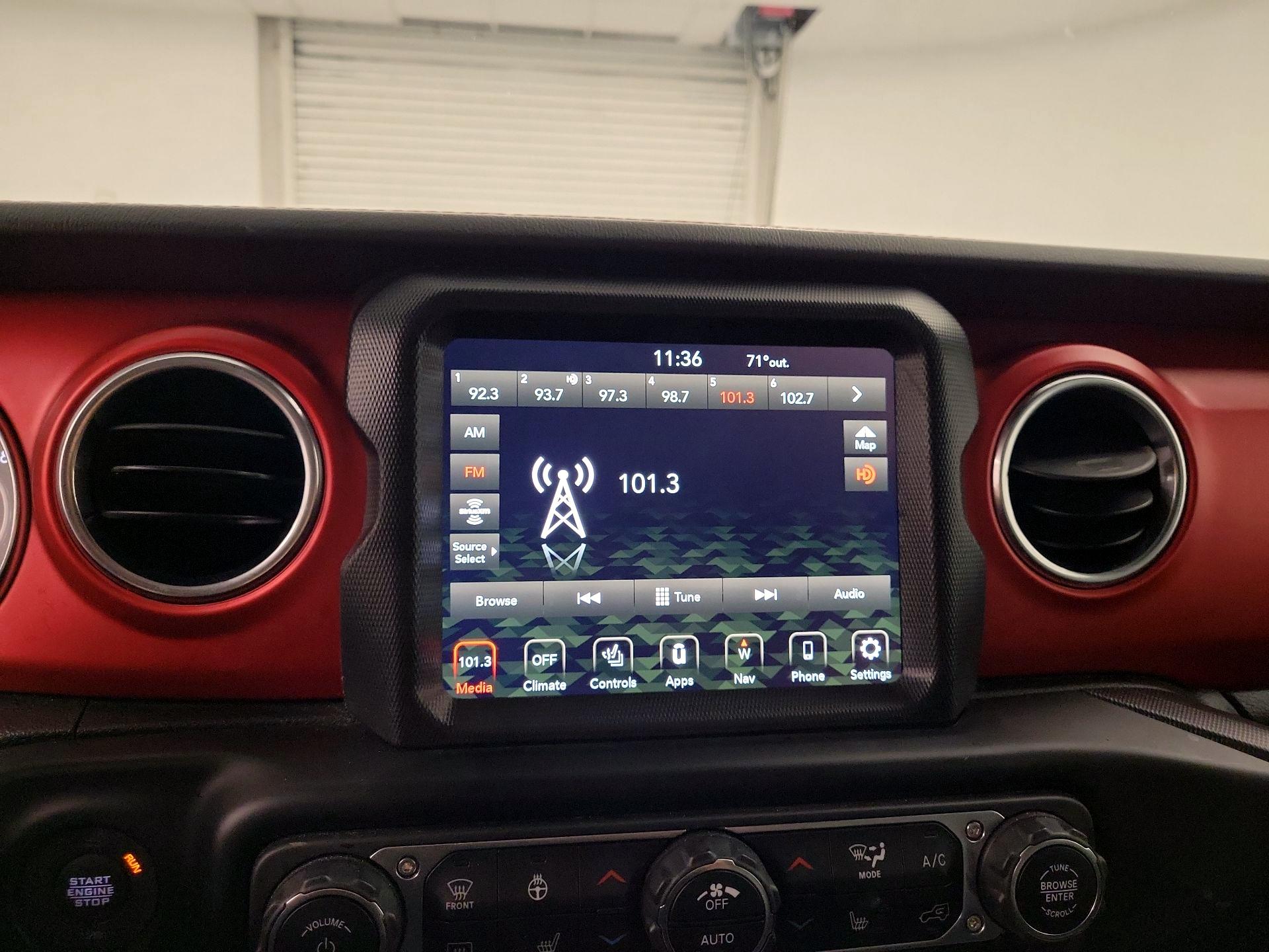 Thumbnail: 2021 Jeep Wrangler - 16